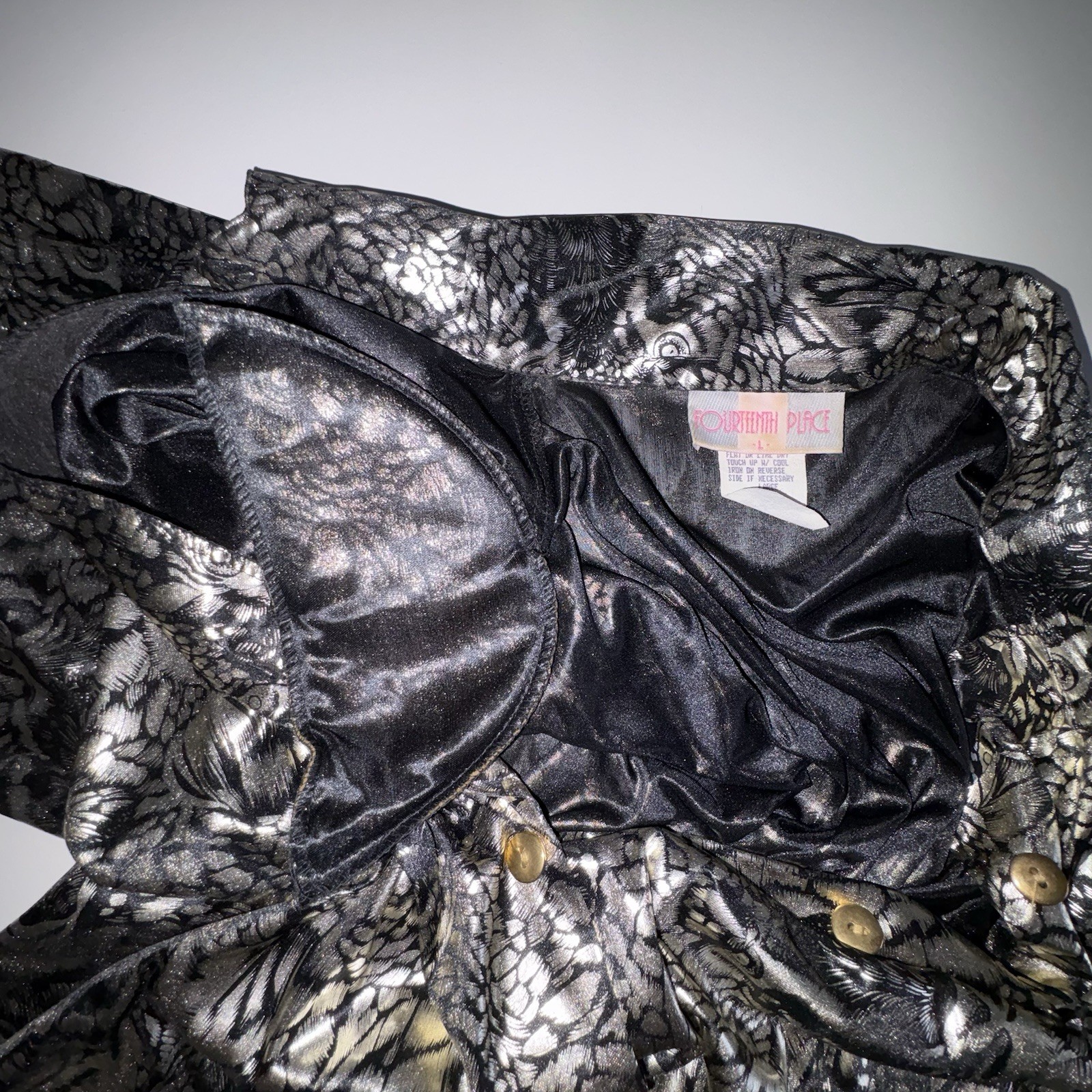 Vintage 80’s Women’s Silky Metallic Animal Print Blouse Size Large Golden Girls