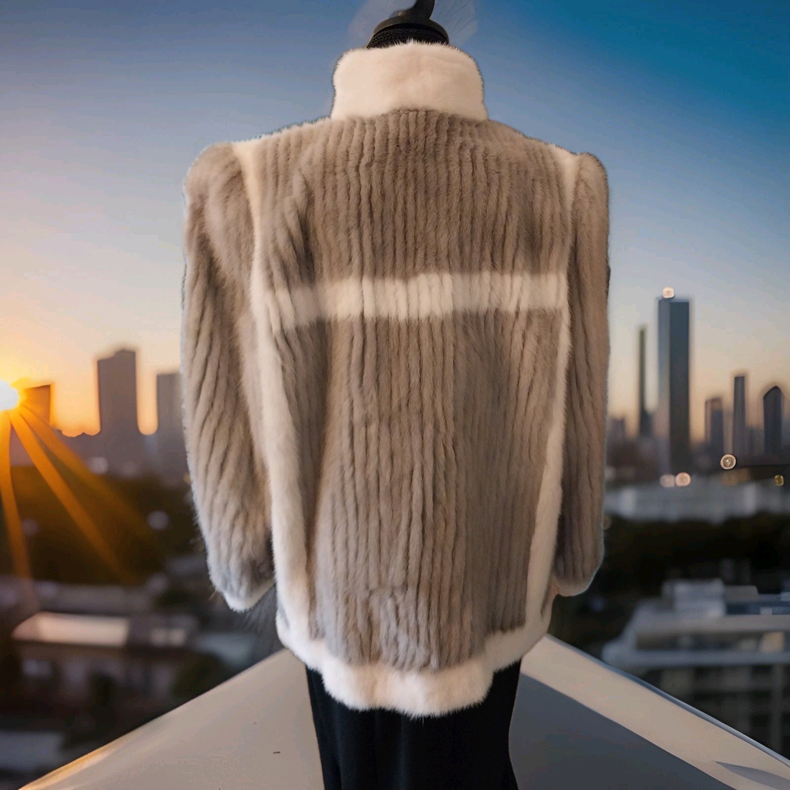 VINTAGE MCM 50’S SWING STYLE MOB WIFE OLD MONEY GREY AND CREAM MINK COAT