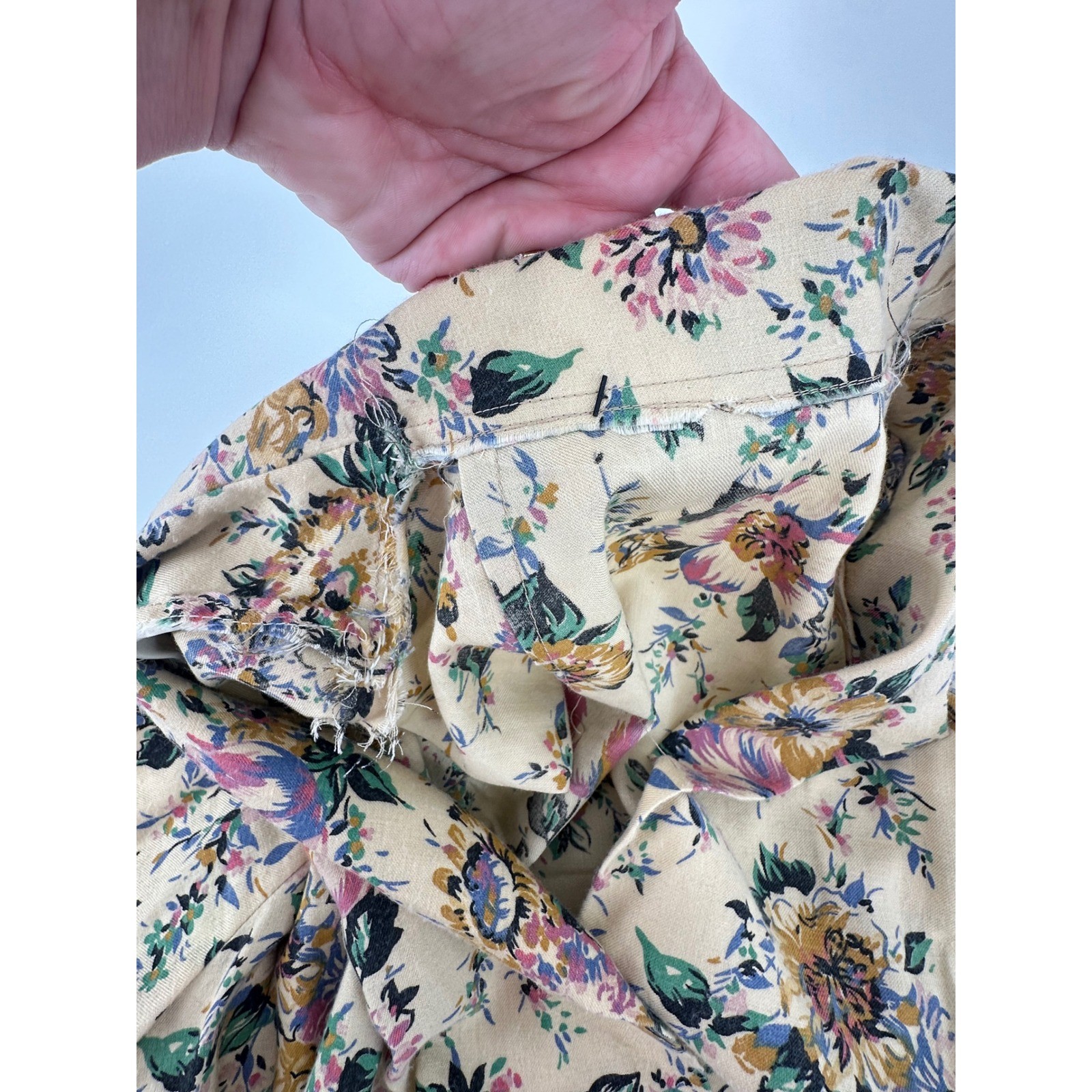 Vintage Floral Button Up Blouse Short Sleeve Beige Pink Cottagecore Top No Tag