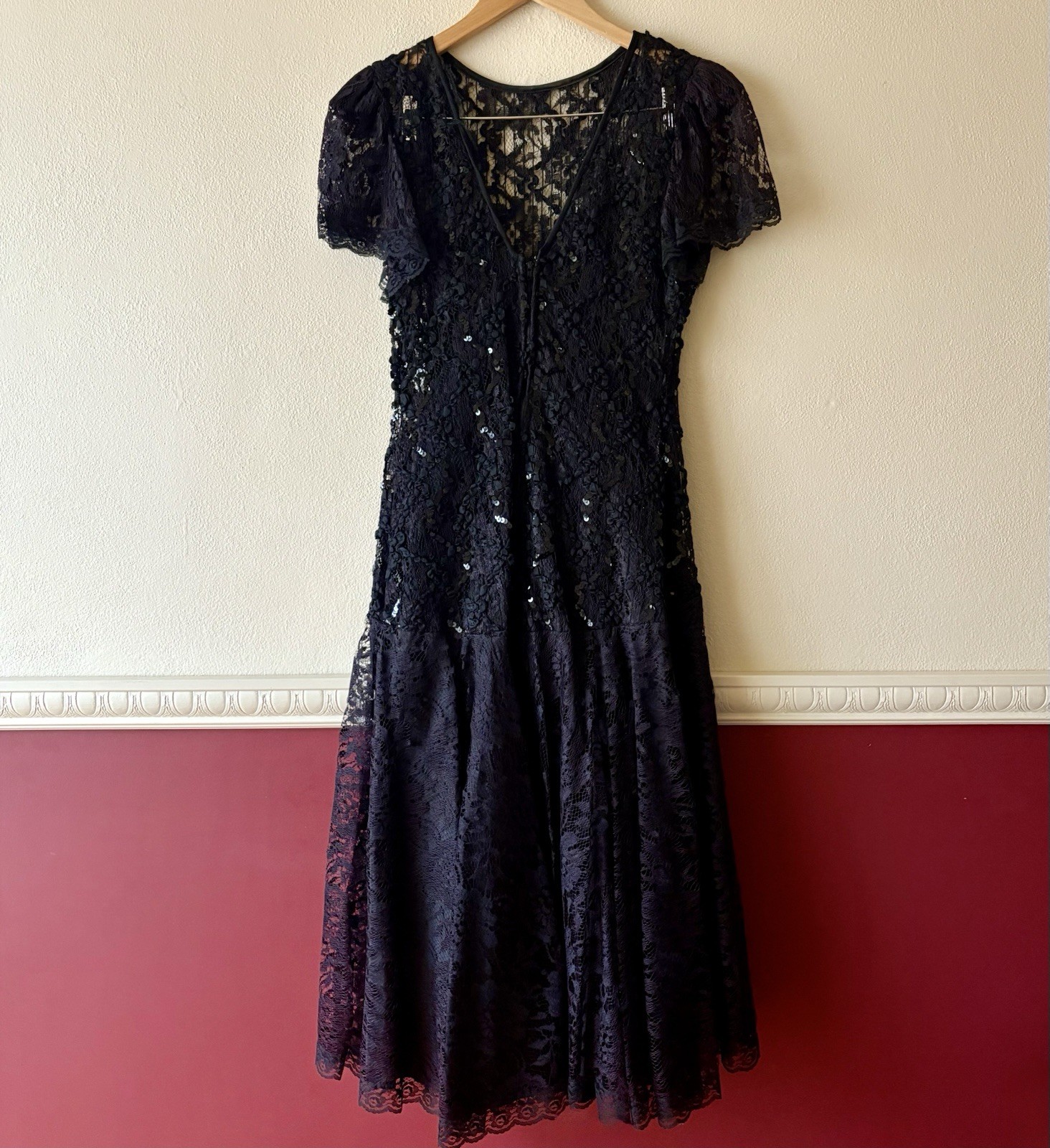 Vintage HW Collections Black Lace Dress Sequin Drop Waist Flutter Sleeve Size S