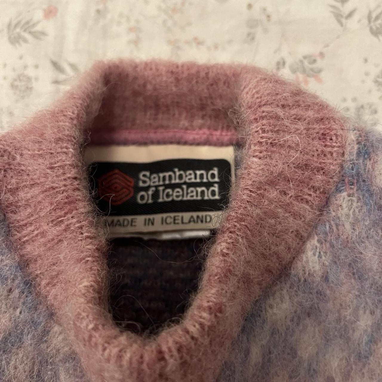 Vintage Samband of Iceland Sweater 100% Wool Knit Lopapeysa Landaus Pink Fuzzy