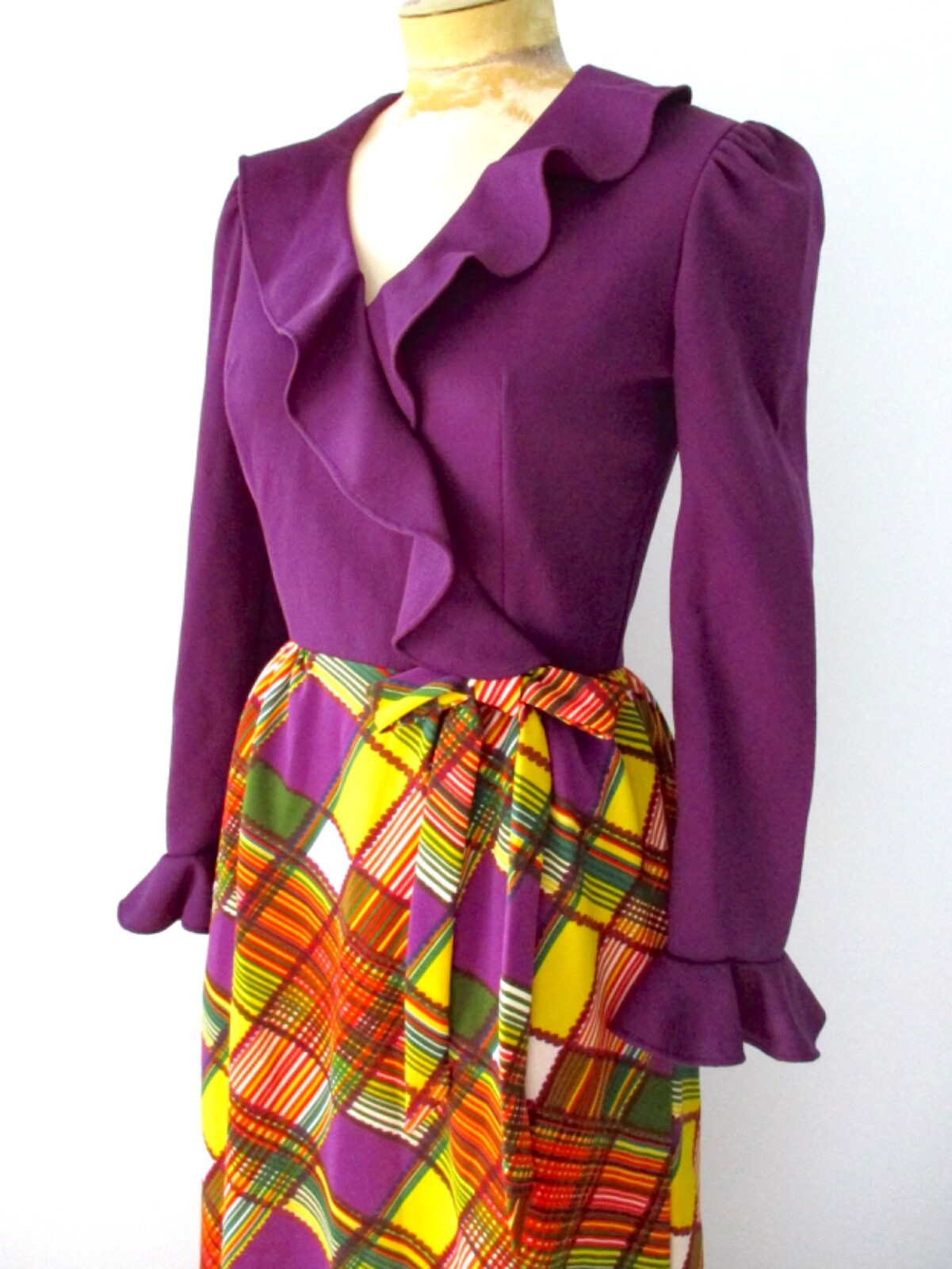 Vtg 70s Gay Gibson purple yellow red plaid poly knit hostess maxi dress bow XS/S