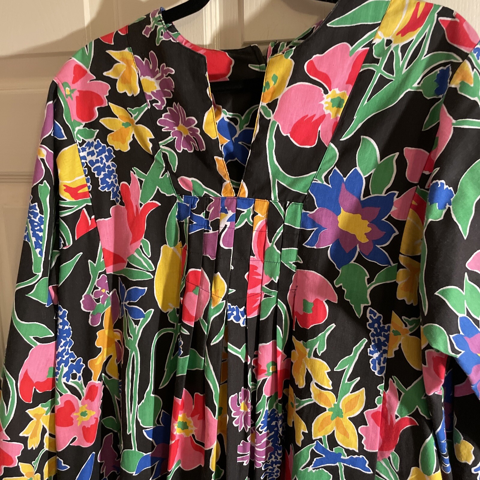 Vintage 70s 80s David Brown, Black Multi Color Flower Hawaiian Print Dress L