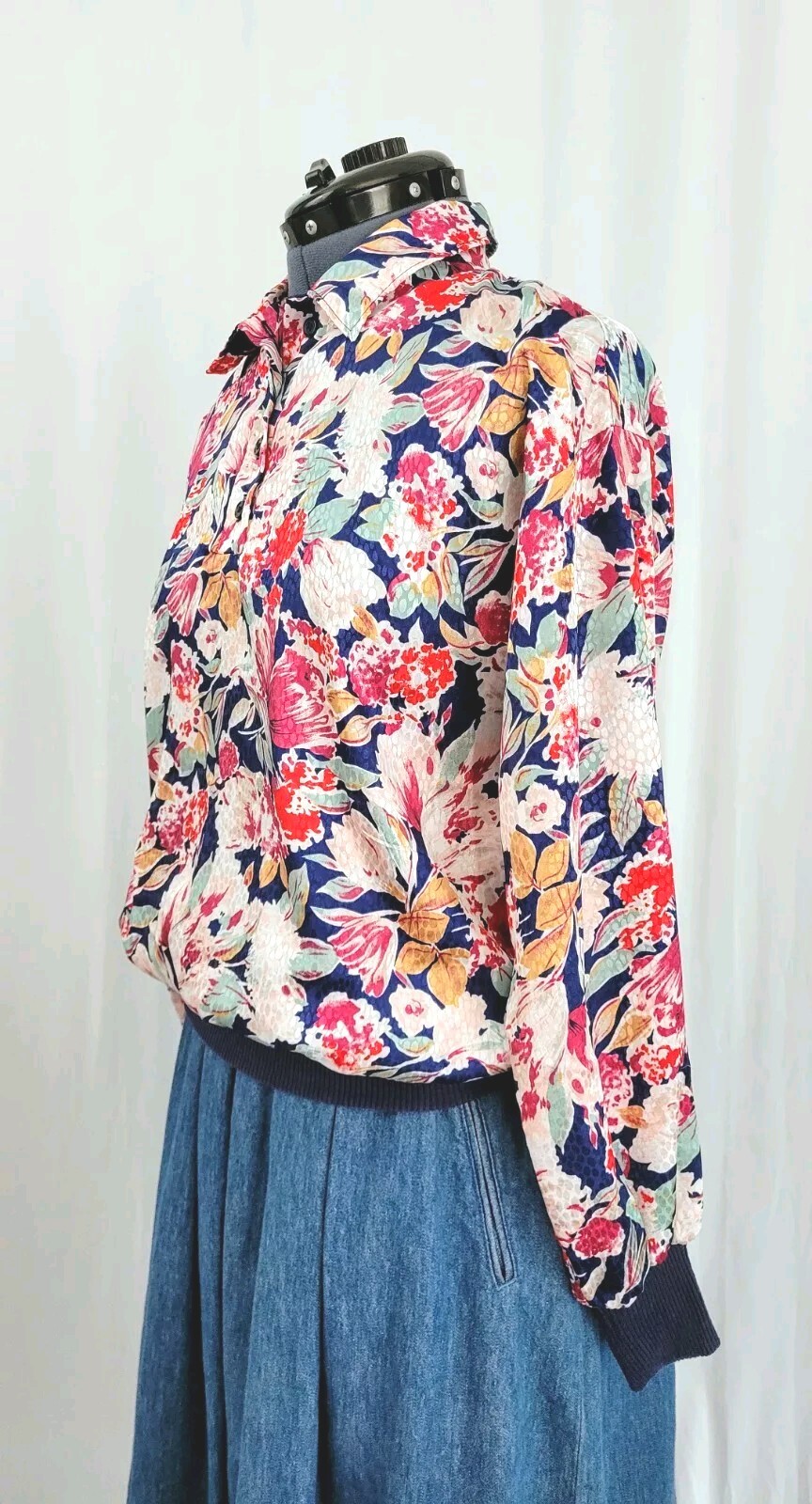 Vintage Jeri Marque Floral on Navy Blouse w Knit Cuffs & Waistband Sz M/L?