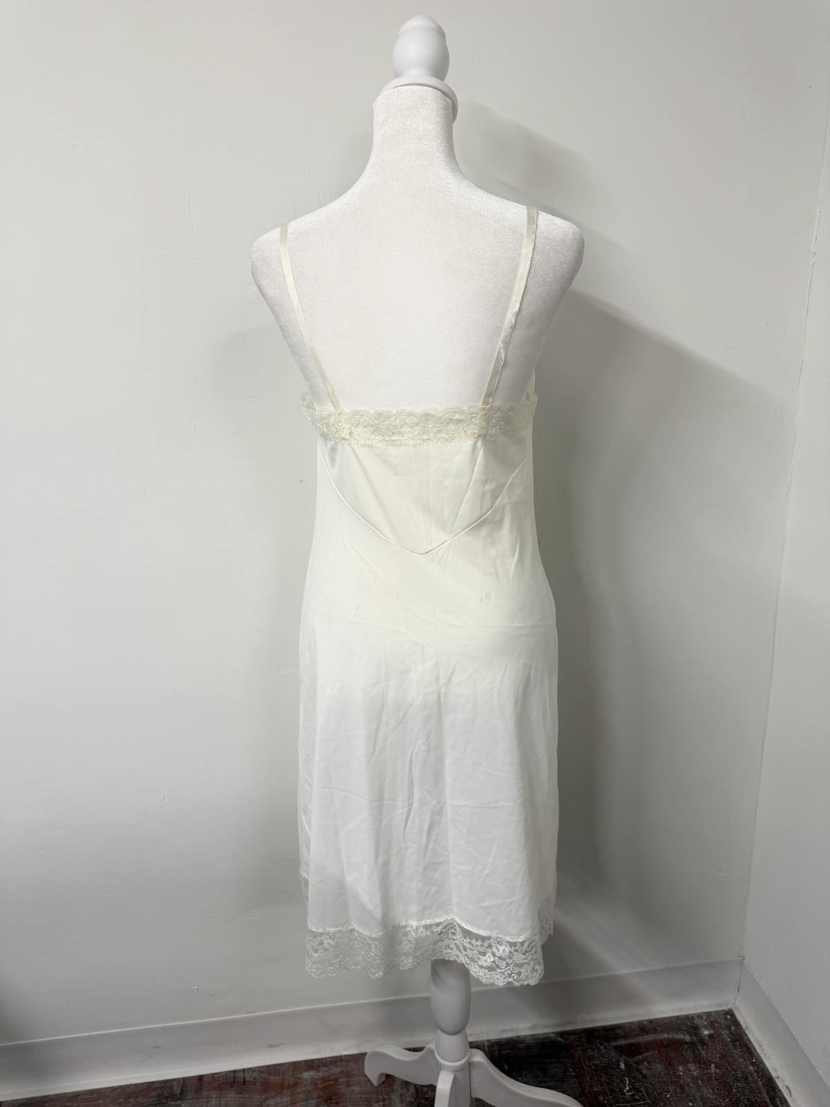 Vtg VAN RAALTE Small Off White Slip Dress Lace Cami Top Silky Nightgown Satin