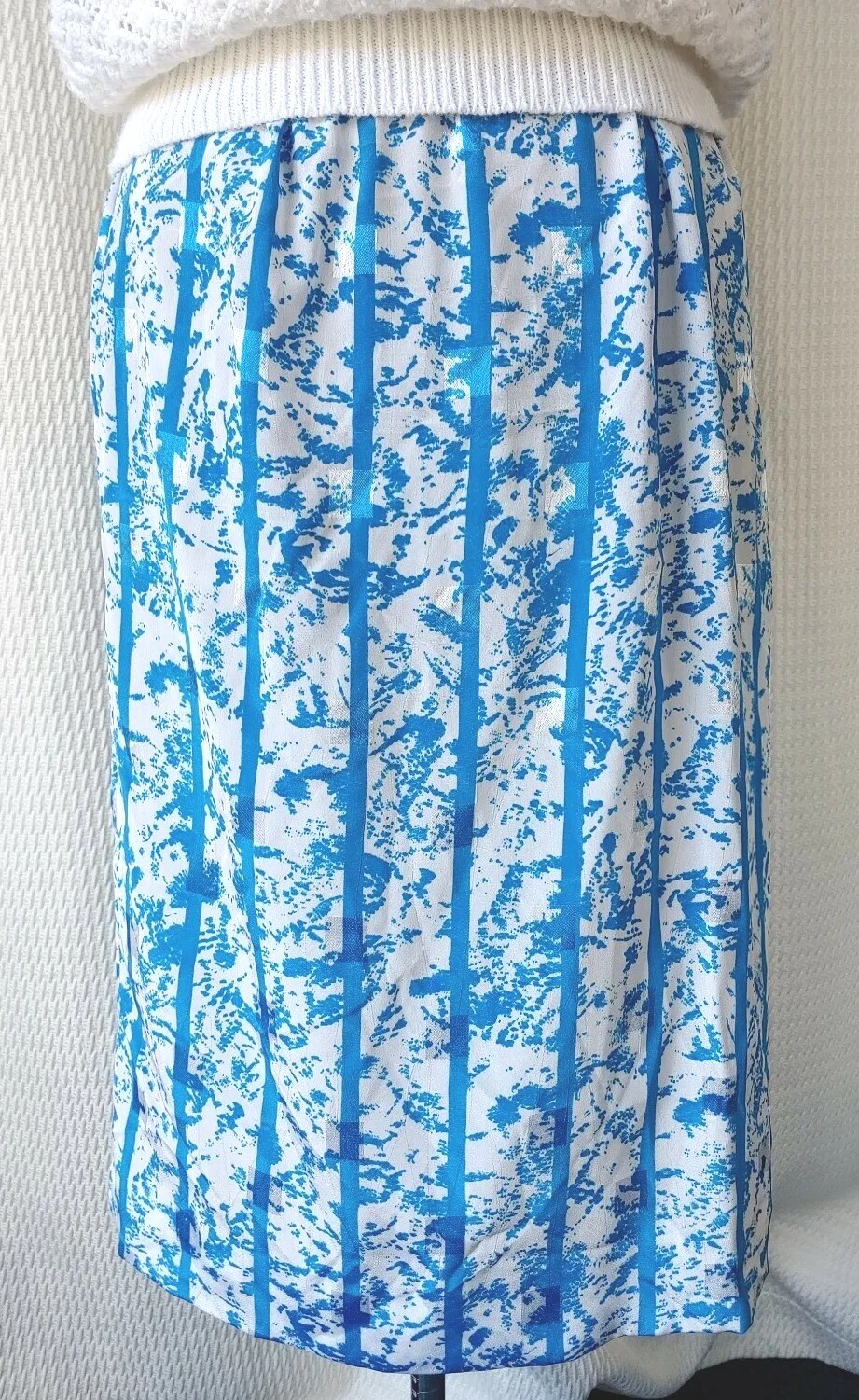 Vintage Blue & White Patterned Skirt with Elastic Waist Size 12