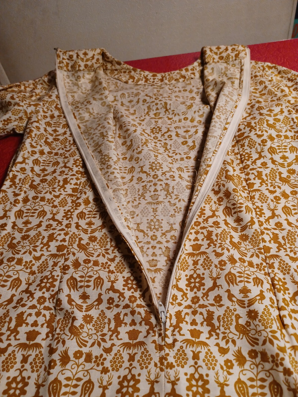 True Vintage Mid-century 1960s 1970s Mod Print Dress Handmade MCM Go-Go Shift M