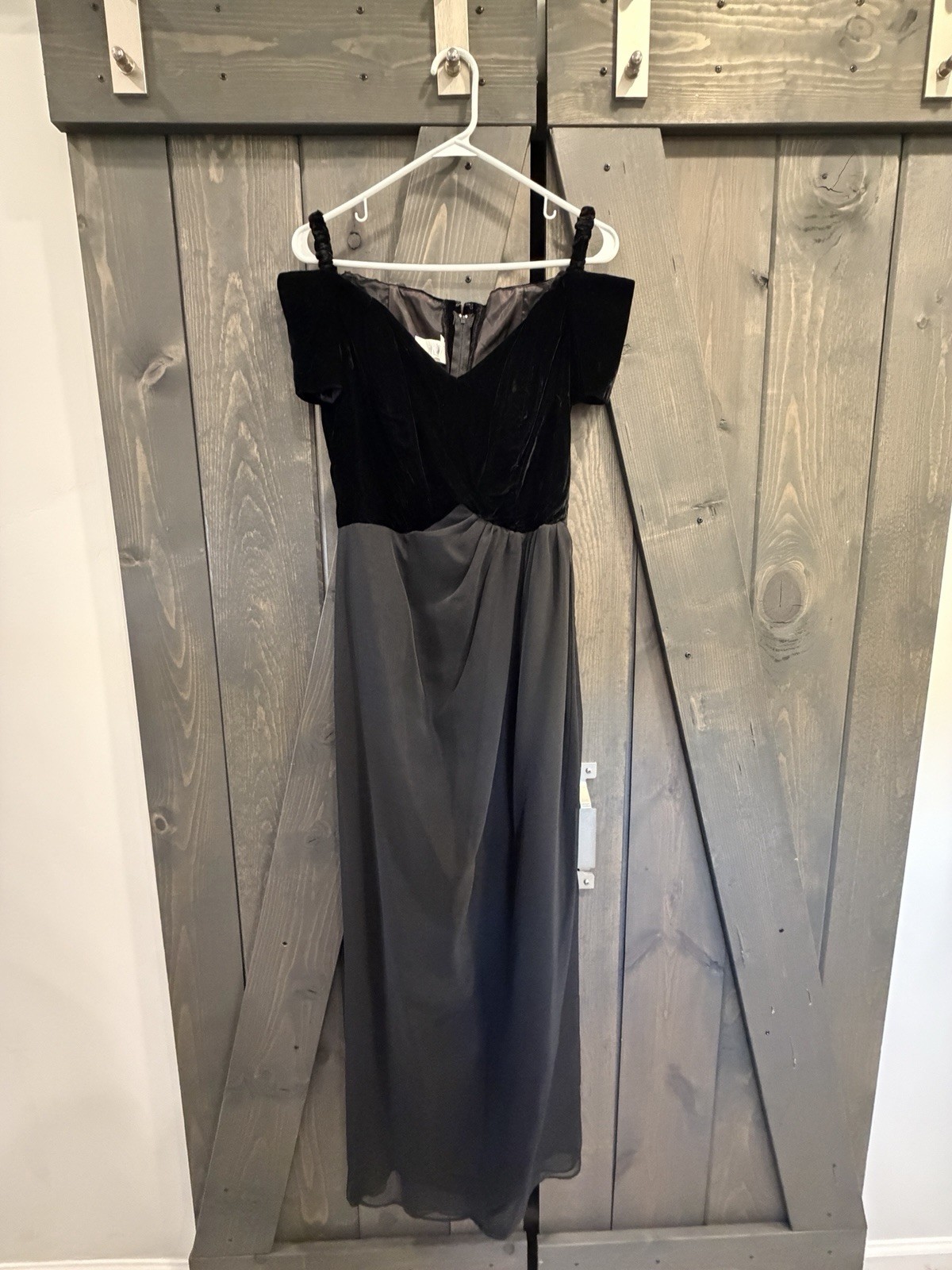 Classic Vintage Black Elegant Ball Gown, Made ILGWU.