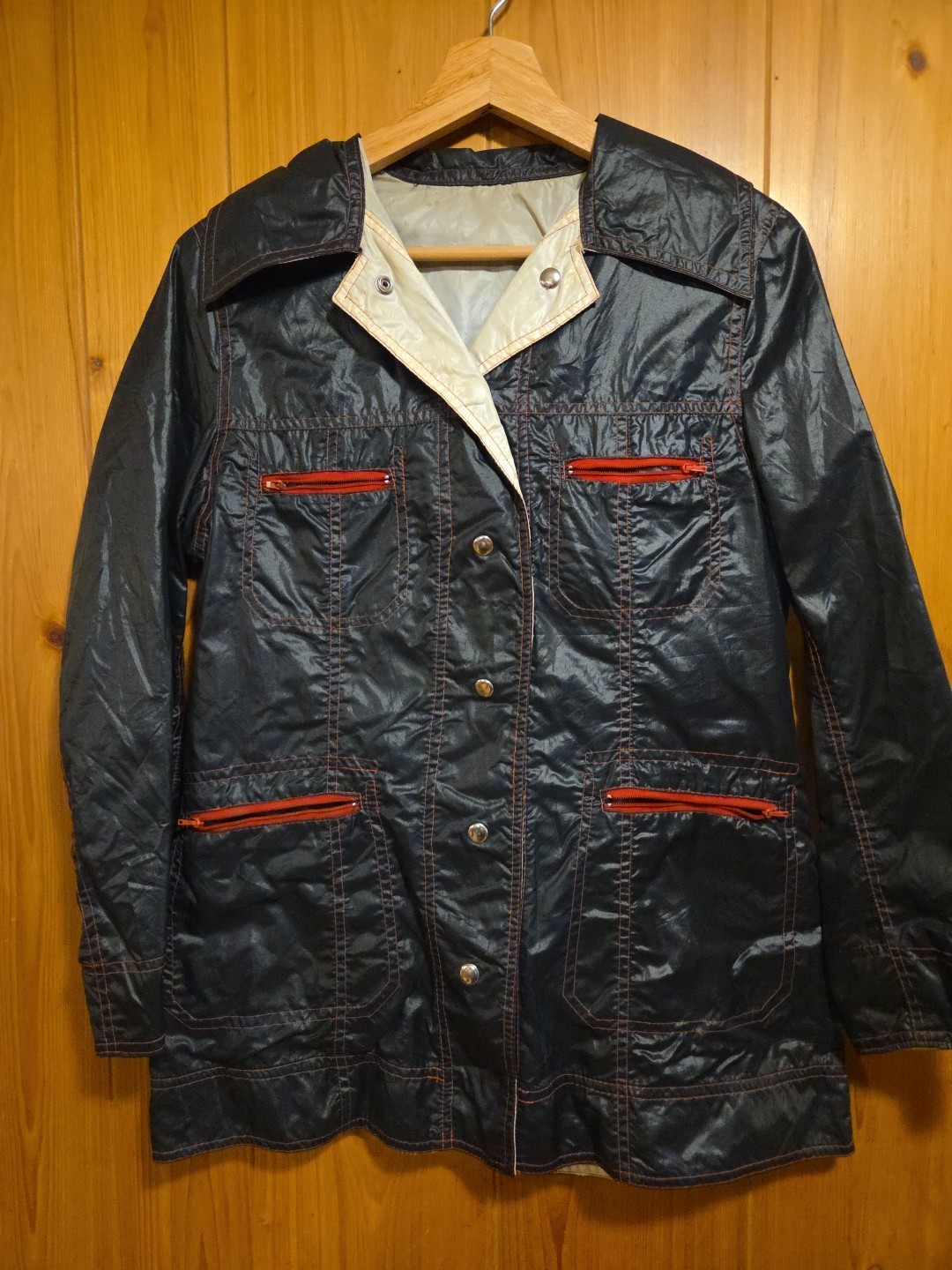 Vintage 70s Reversible Black&White Multi-Pocket Nylon Button Up Rain Coat 18×26