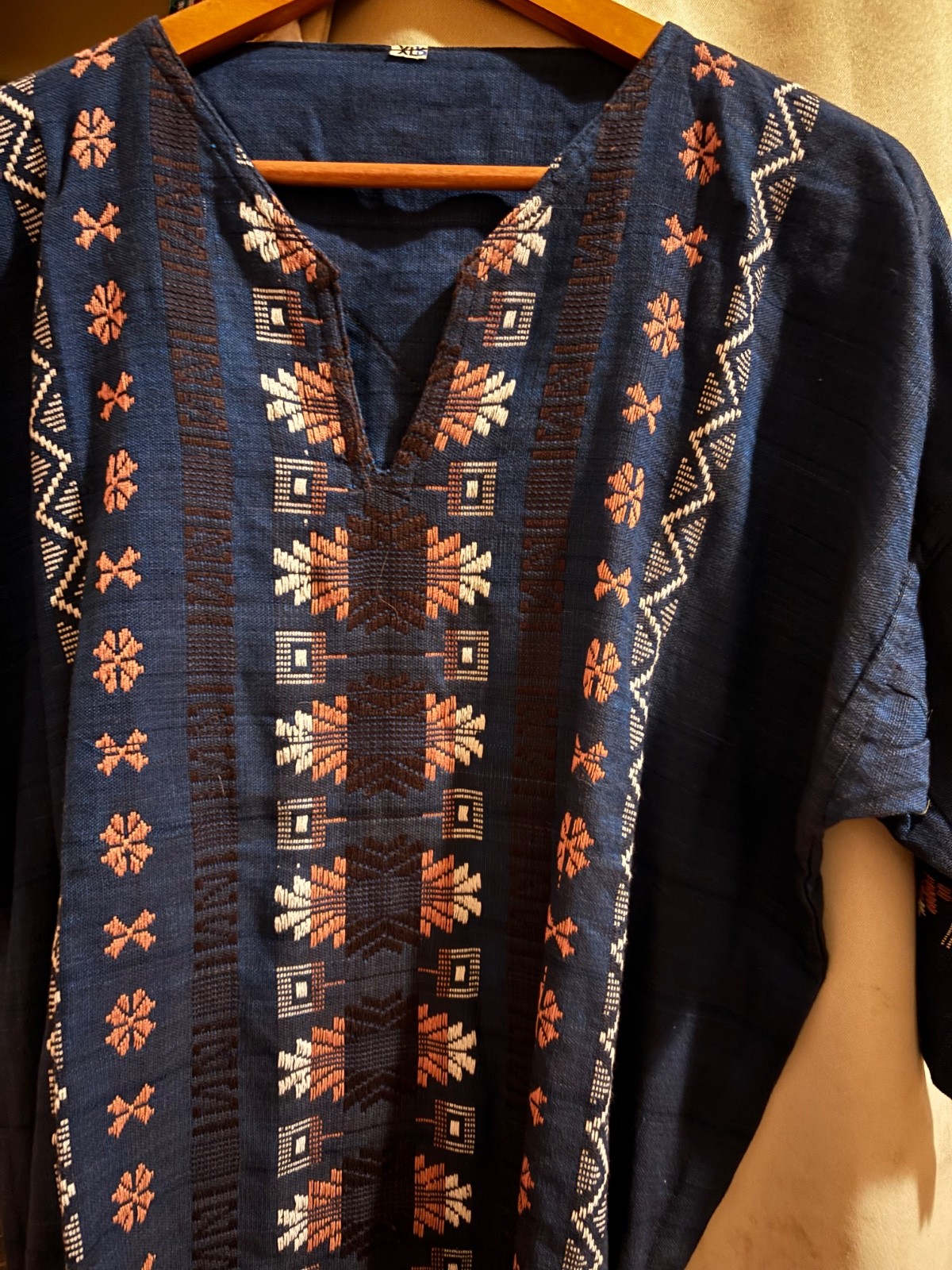 Unisex XL Ethnic Guatemalan Shirt
