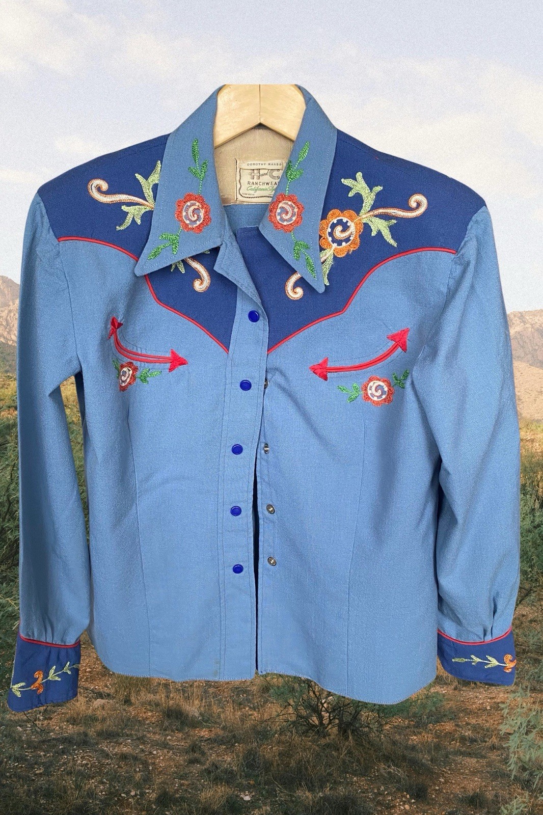 Vintage H Bar C California Ranch Wear Western style Shirt Floral Size S/M