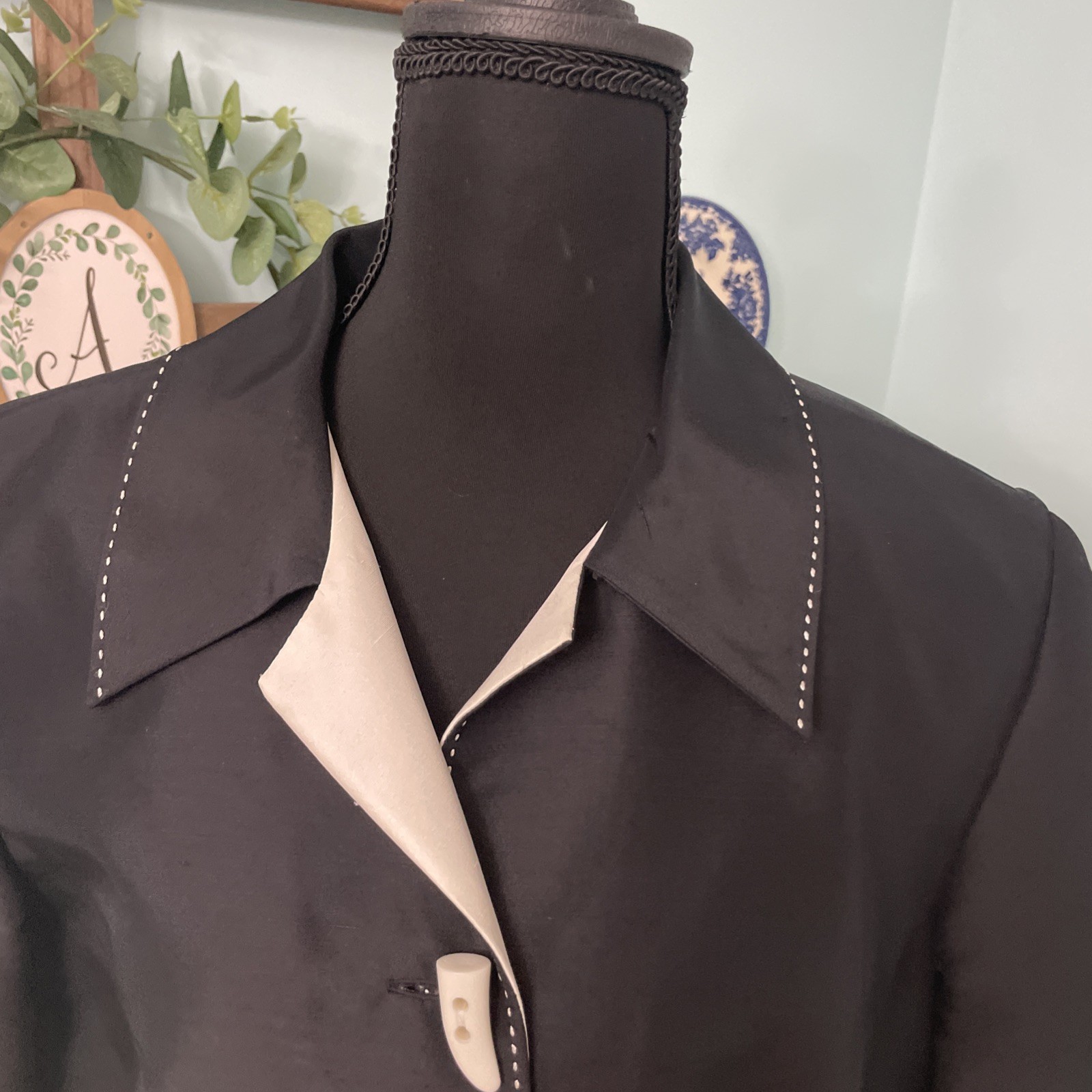 90’s Shomi By Miller Shor 100% Silk Cropped Blazer 10 ( Liner Polyester)