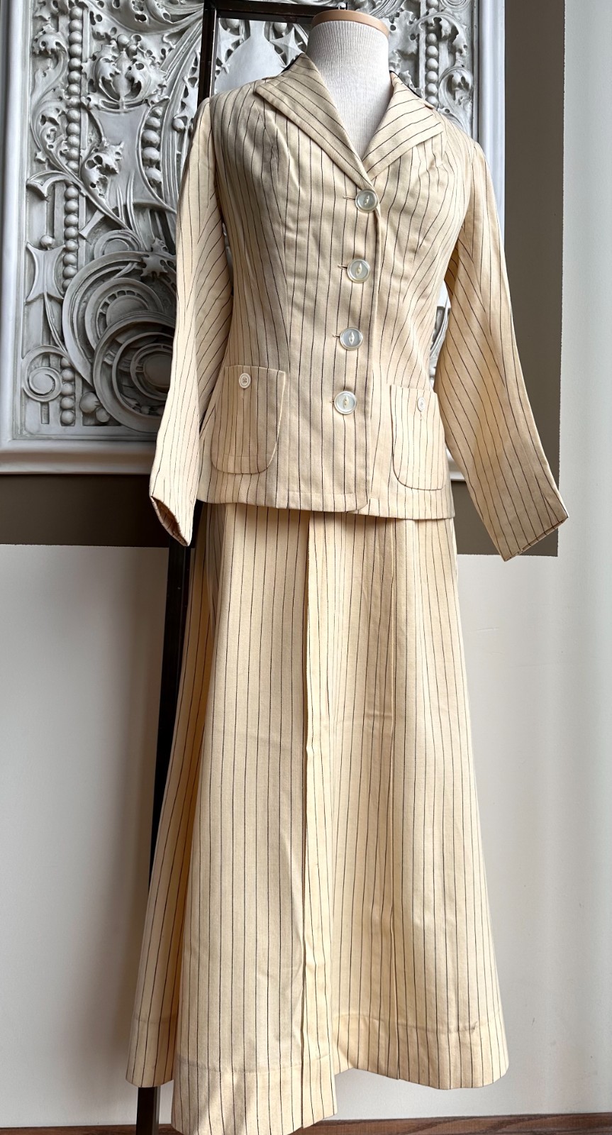 Edwardian Titanic White Wool Pinstripe Women’s Walking Suit Jacket & Skirt 1910s