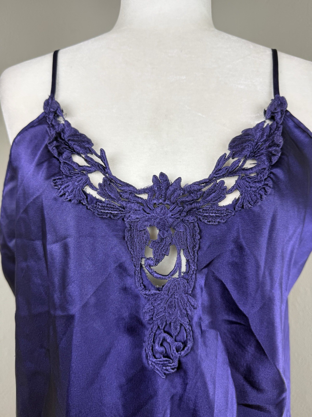 VTG Dentelle Purple Sleep Dress Nightgown