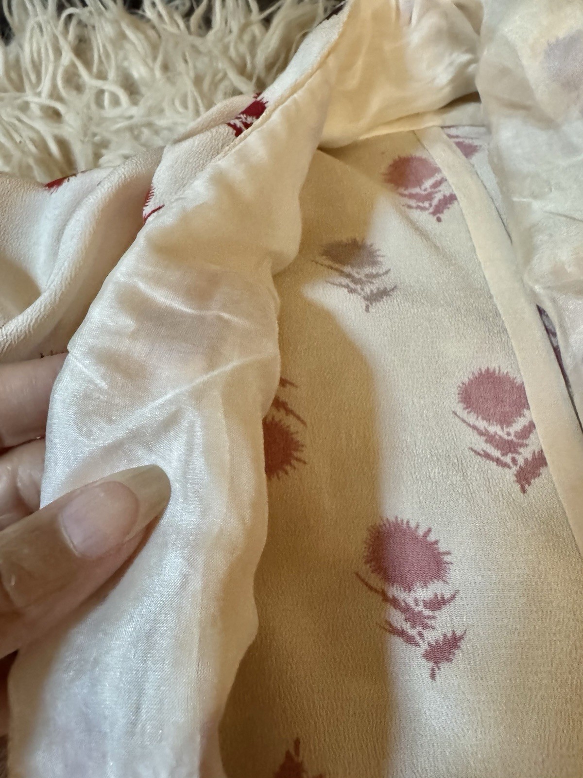 Vtg Kimono Silk Crepe Extreme Long Sleeves Duster Jacket Robe Off White Red