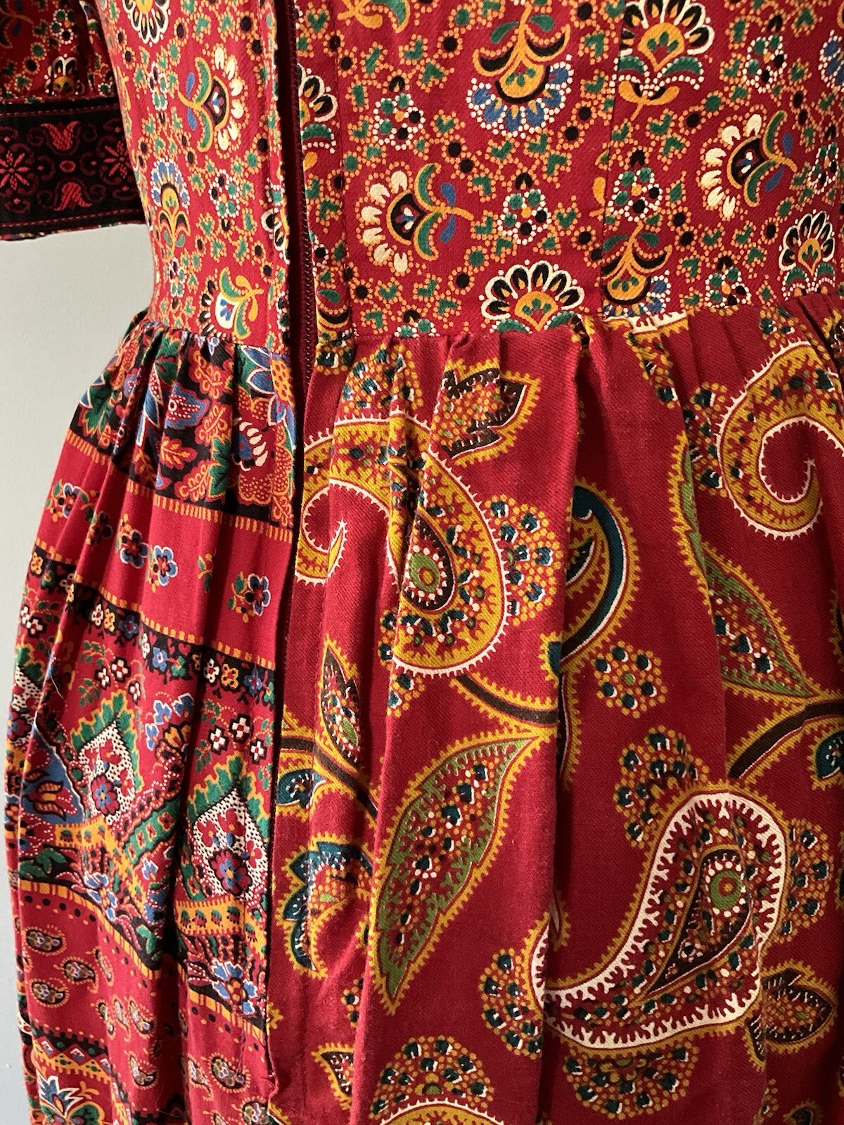 Vintage c.1970 Mountain Artisans Paisley Cotton Dress