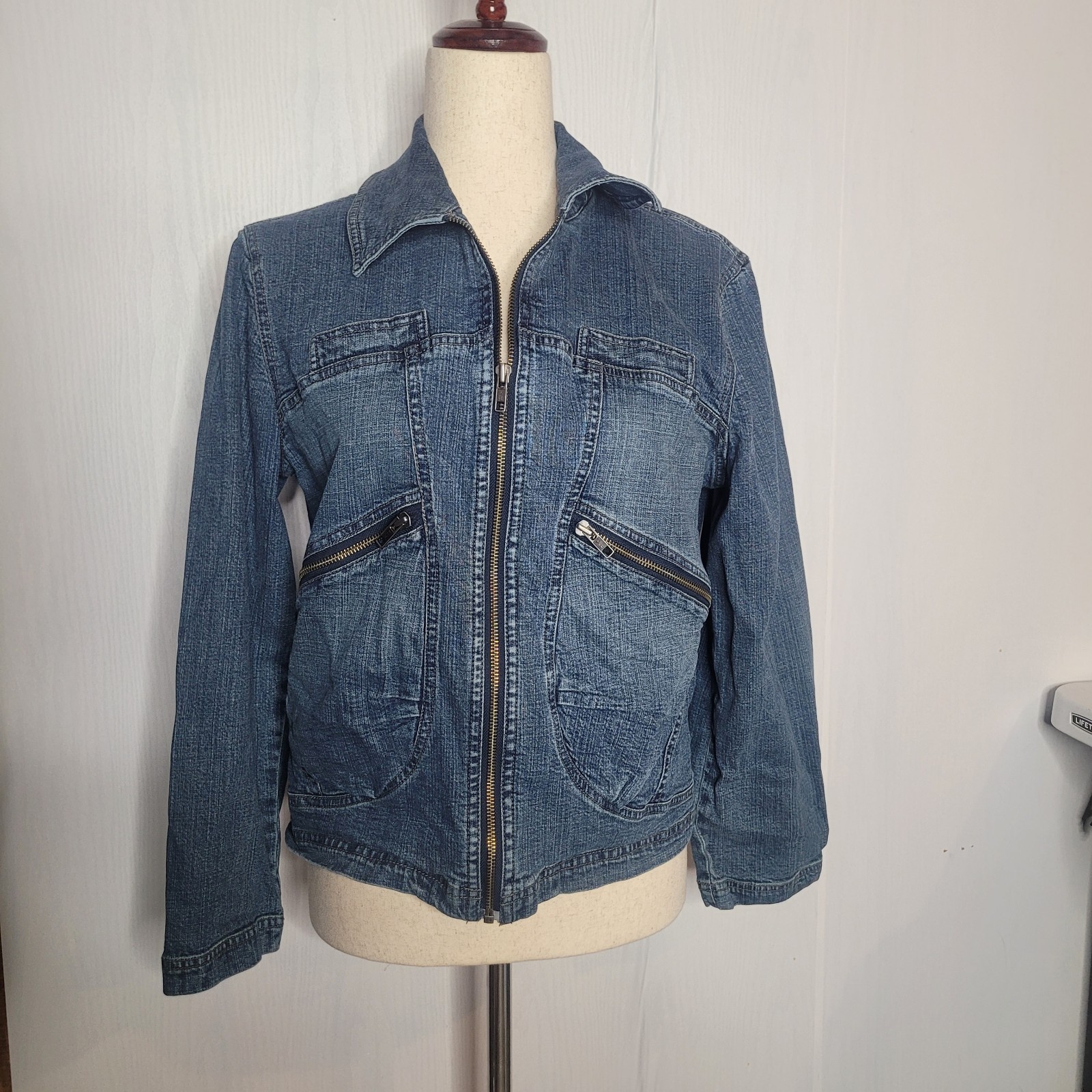 Blue Willi’s denim jacket full-zip closure distinct zippered pock Sz M Y2K/90
