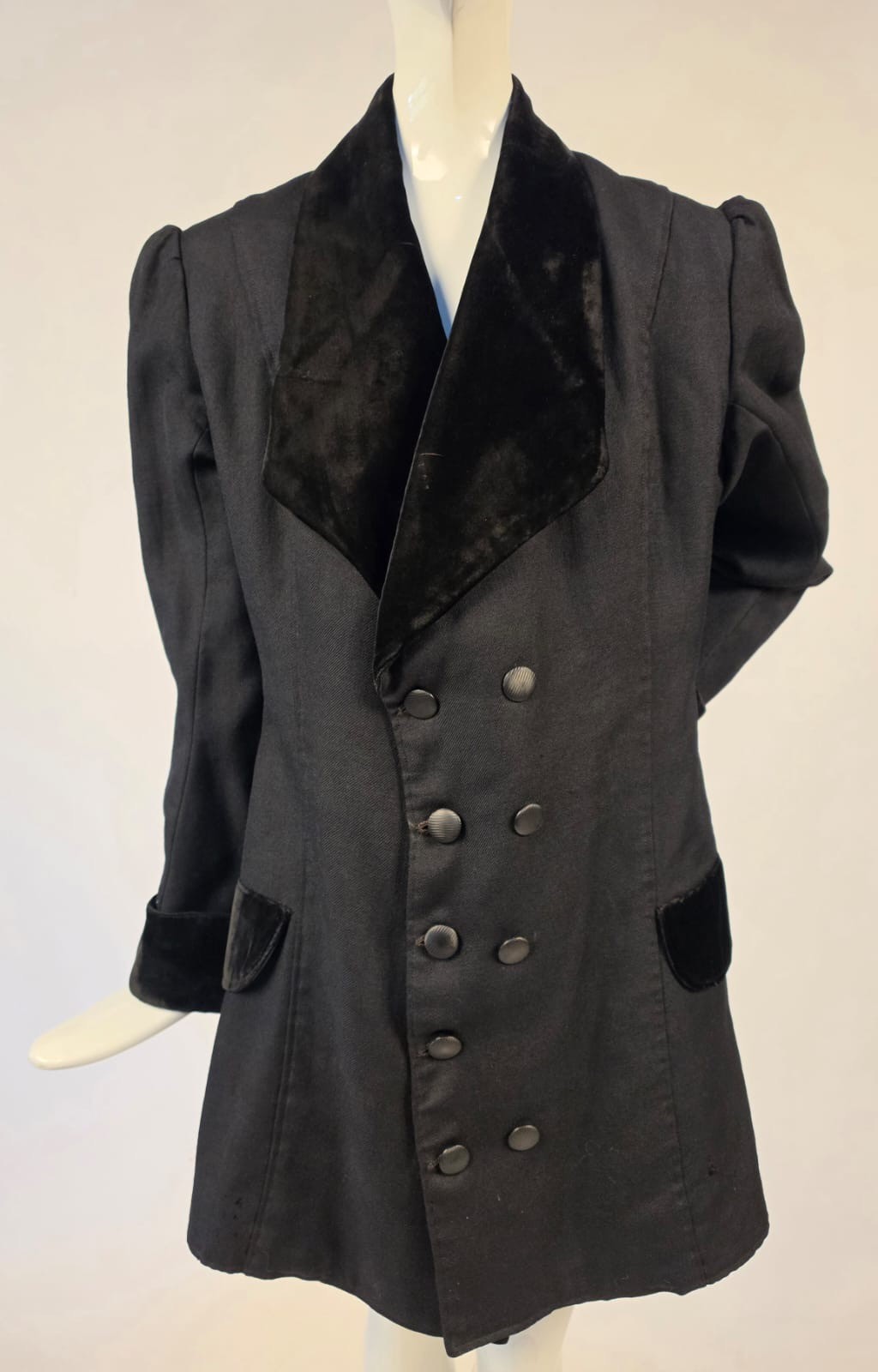 EDWARDIAN BLACK WOOL WALKING SUIT JACKET W VELVET TRIM