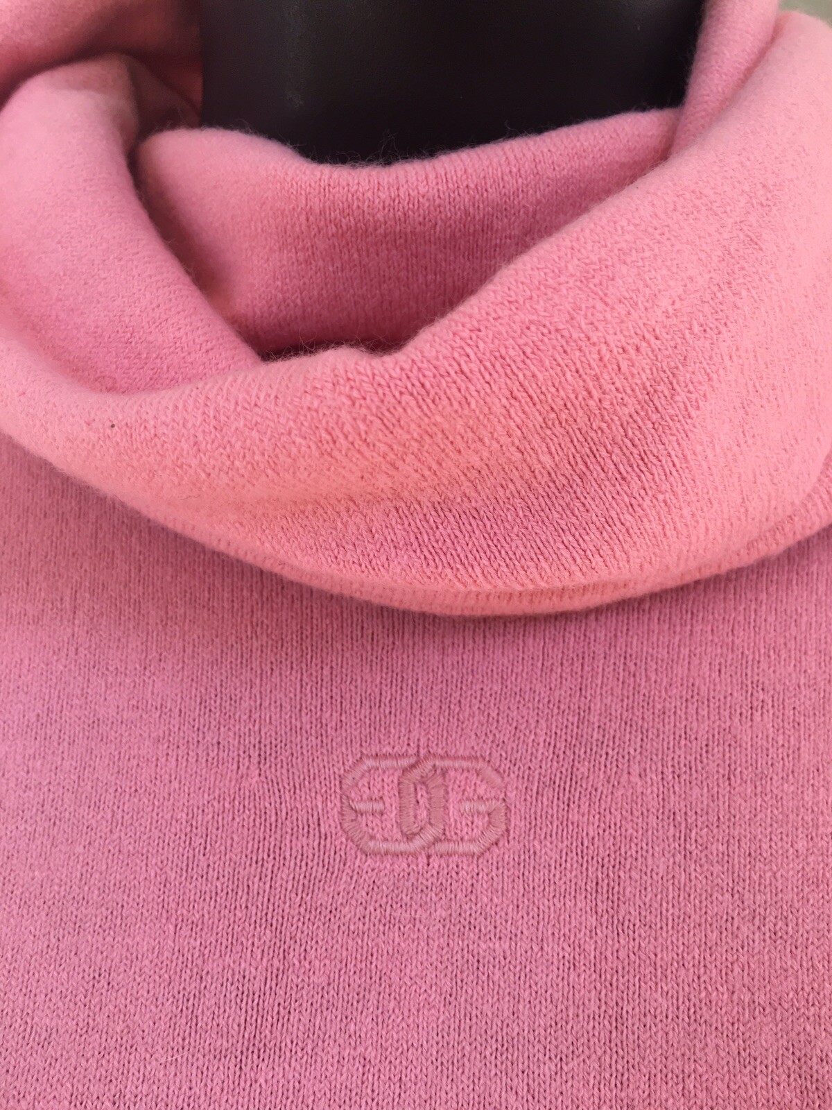 Givenchy Sport Sweater Vest, Givenchy Paris New York, Rare Item, Flamingo Pink