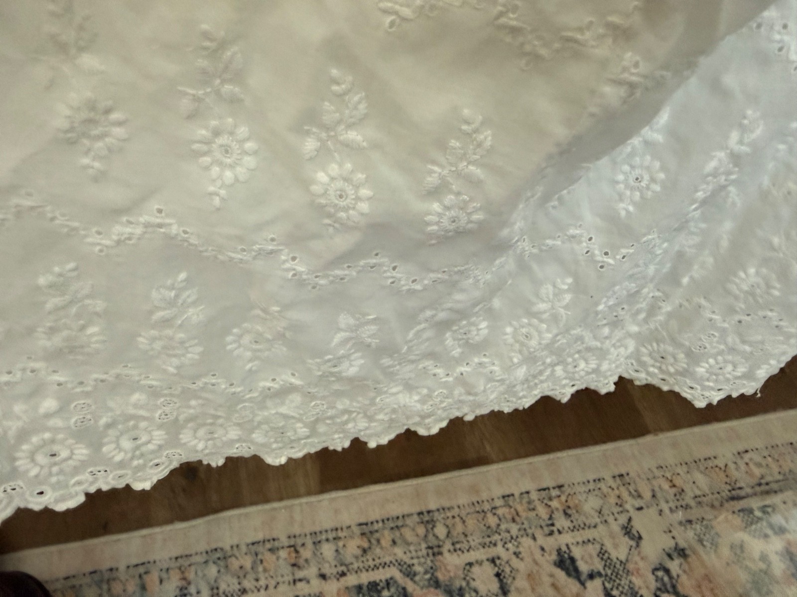 Antique Victorian White Eyelet Embroidered Cotton Petticoat Skirt 41″ Long