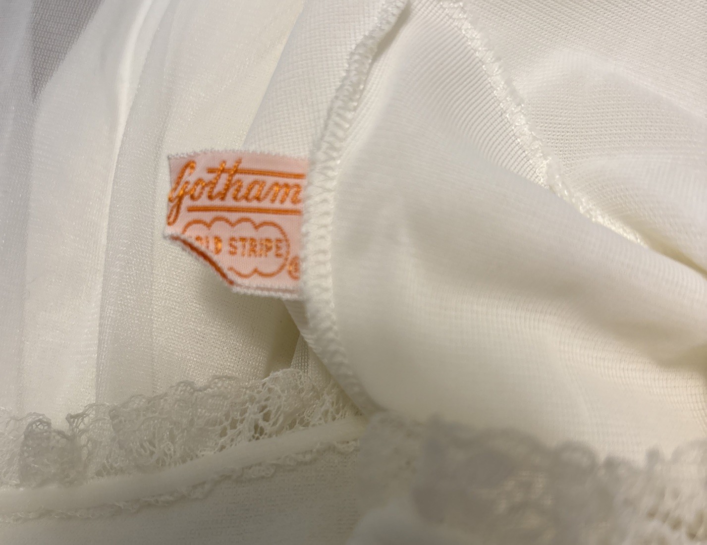 Gorgeous Gotham Gold Stripe Vintage Slip Size 34 Lingerie Negligee Lace Pearls
