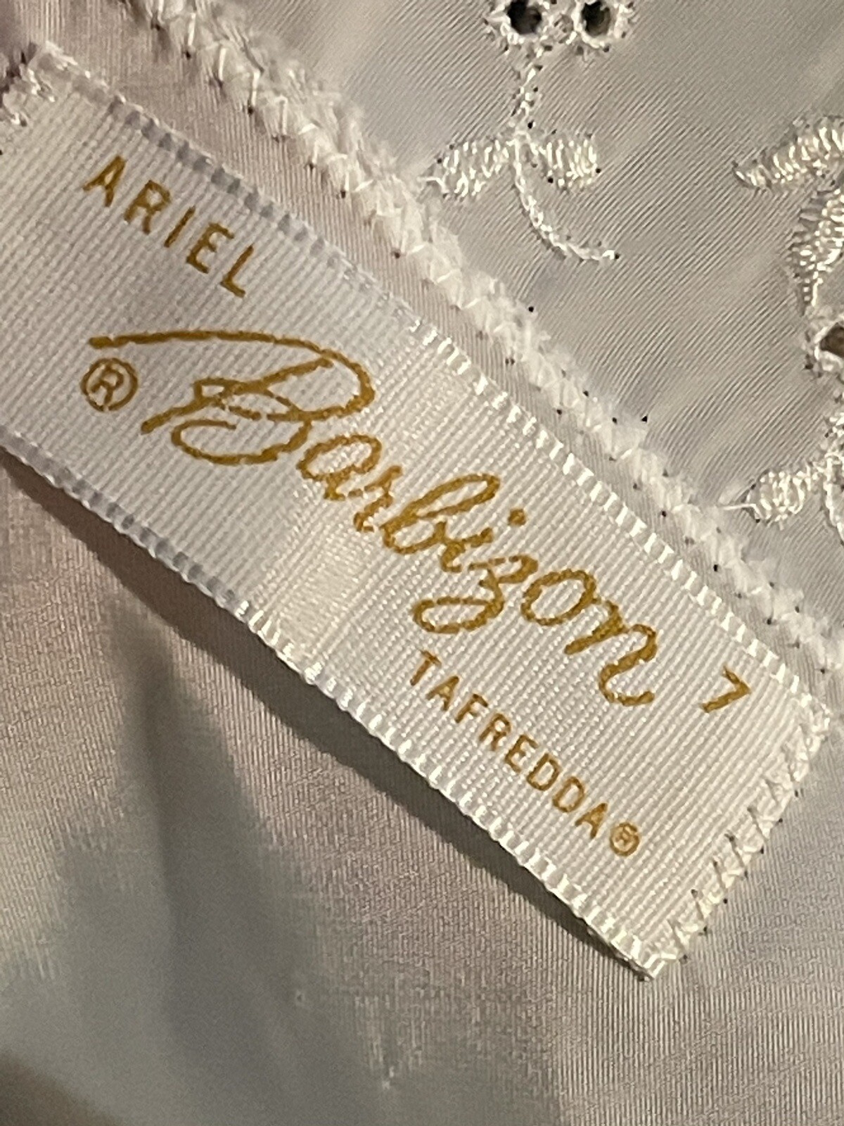 VINTAGE BARBIZON TAFREDDA FULL SLIP! SIZE 7. NEW.