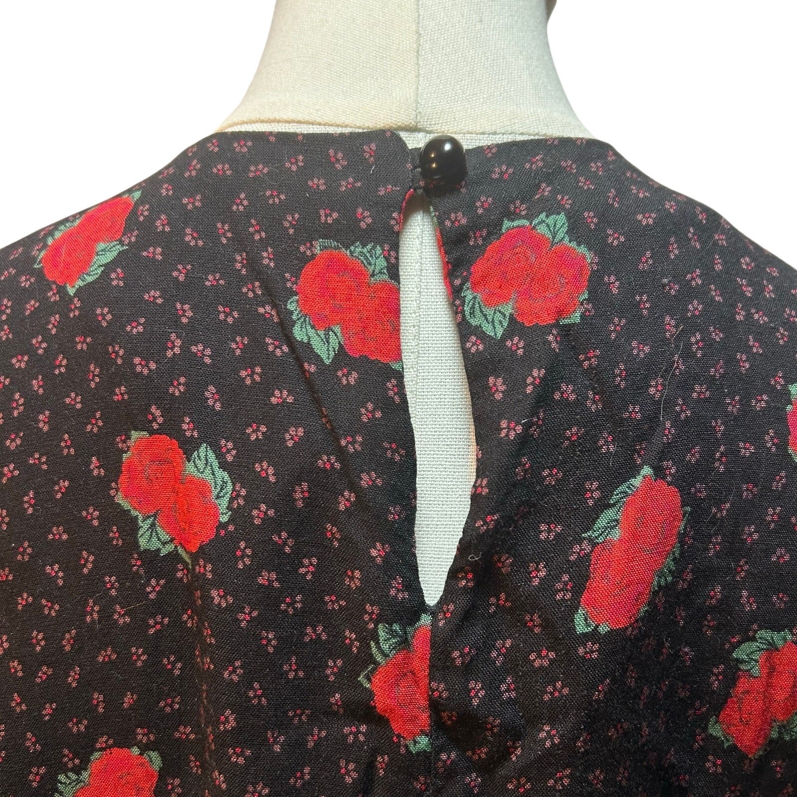 VTG Ms Interpret Black Red Rose Polka Dot Rayon Blouse 12 Whimsygoth Grunge Goth