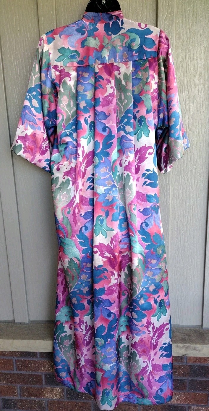 Vintage 80s Ariel MOD Hawaiian Print Colorful Housecoat Robe Petite Small
