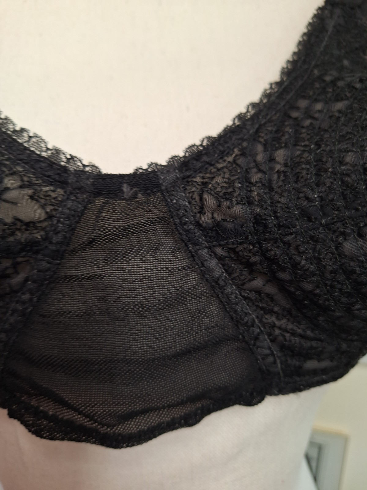Life Romance Formfit Black vintage bullet bra 36C
