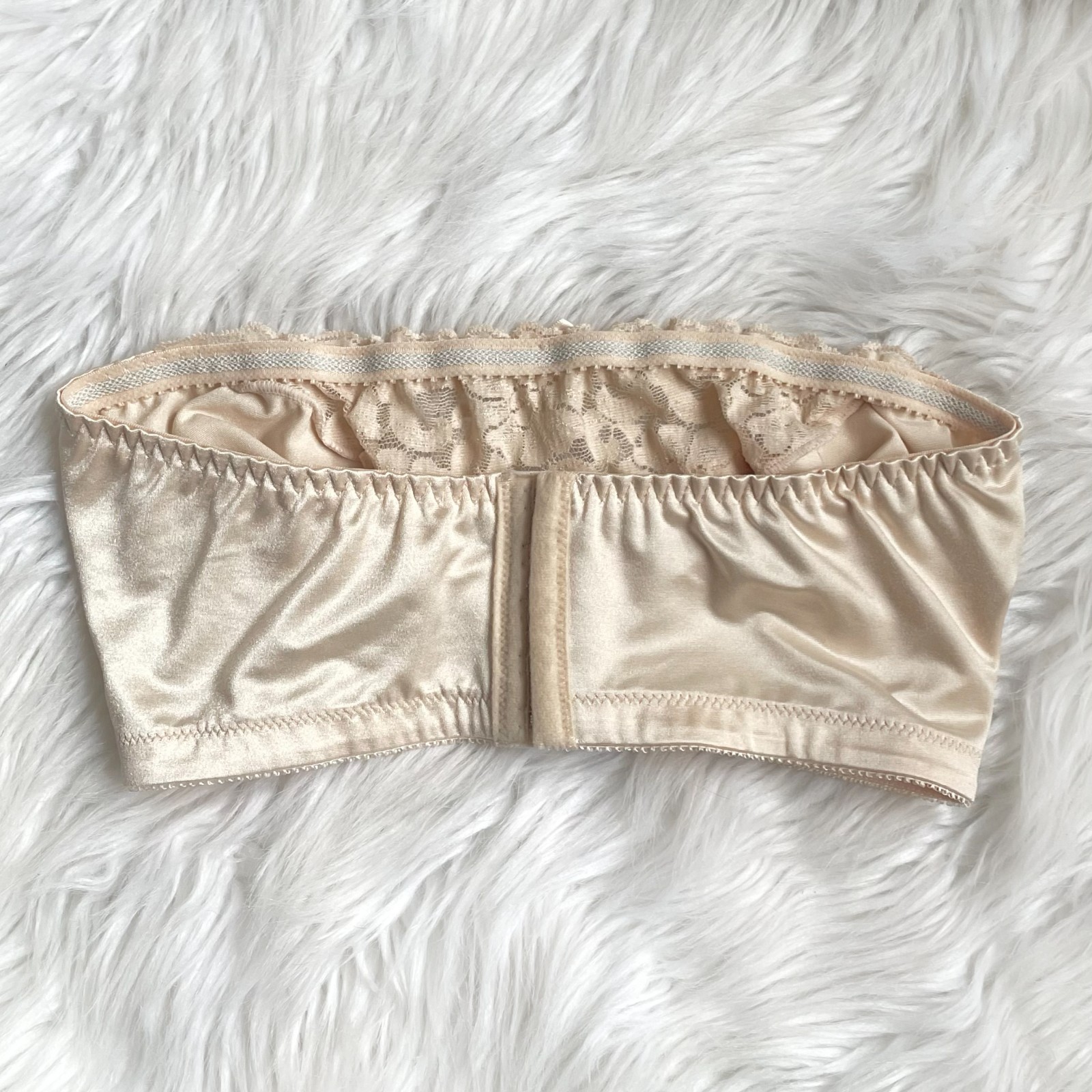 vintage Glamorise nude pink satin and lace strapless bra size us 38