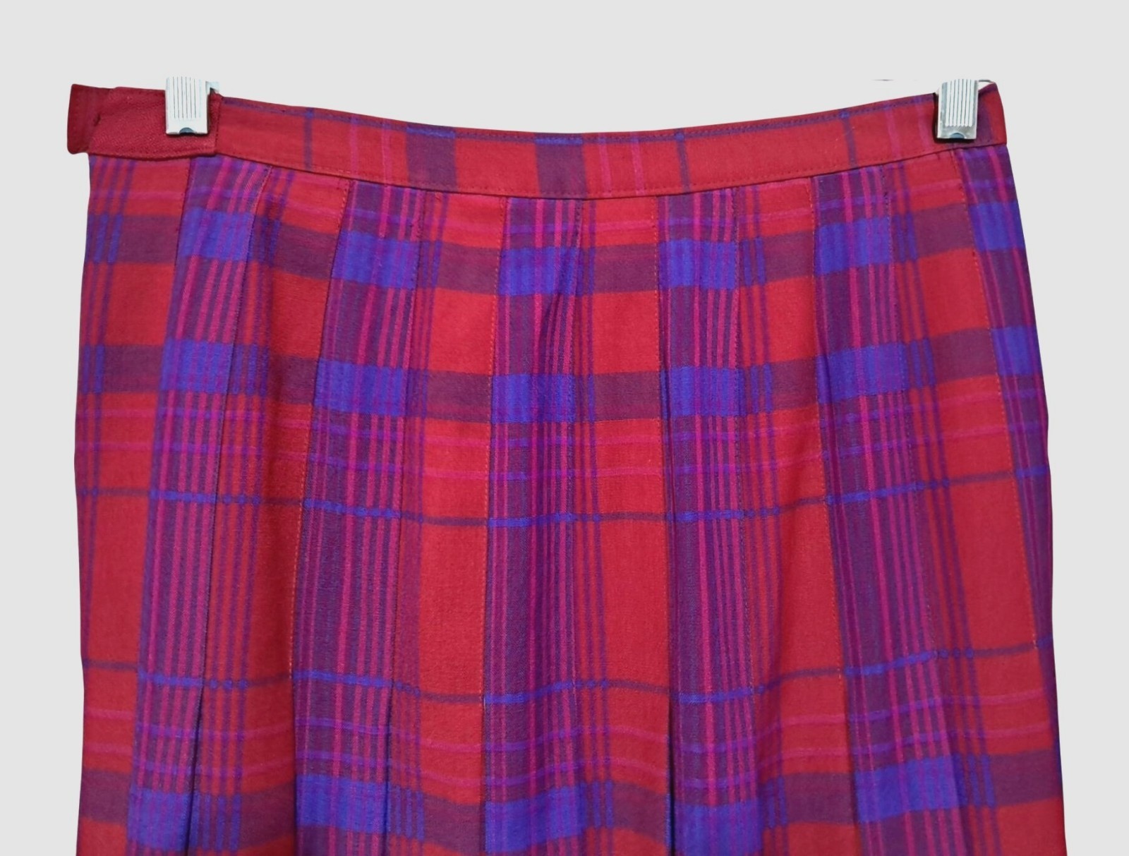 Pendleton Pleated Skirt Womens 6 / 8 Vintage Red Purple Plaid Wool Midi Made USA