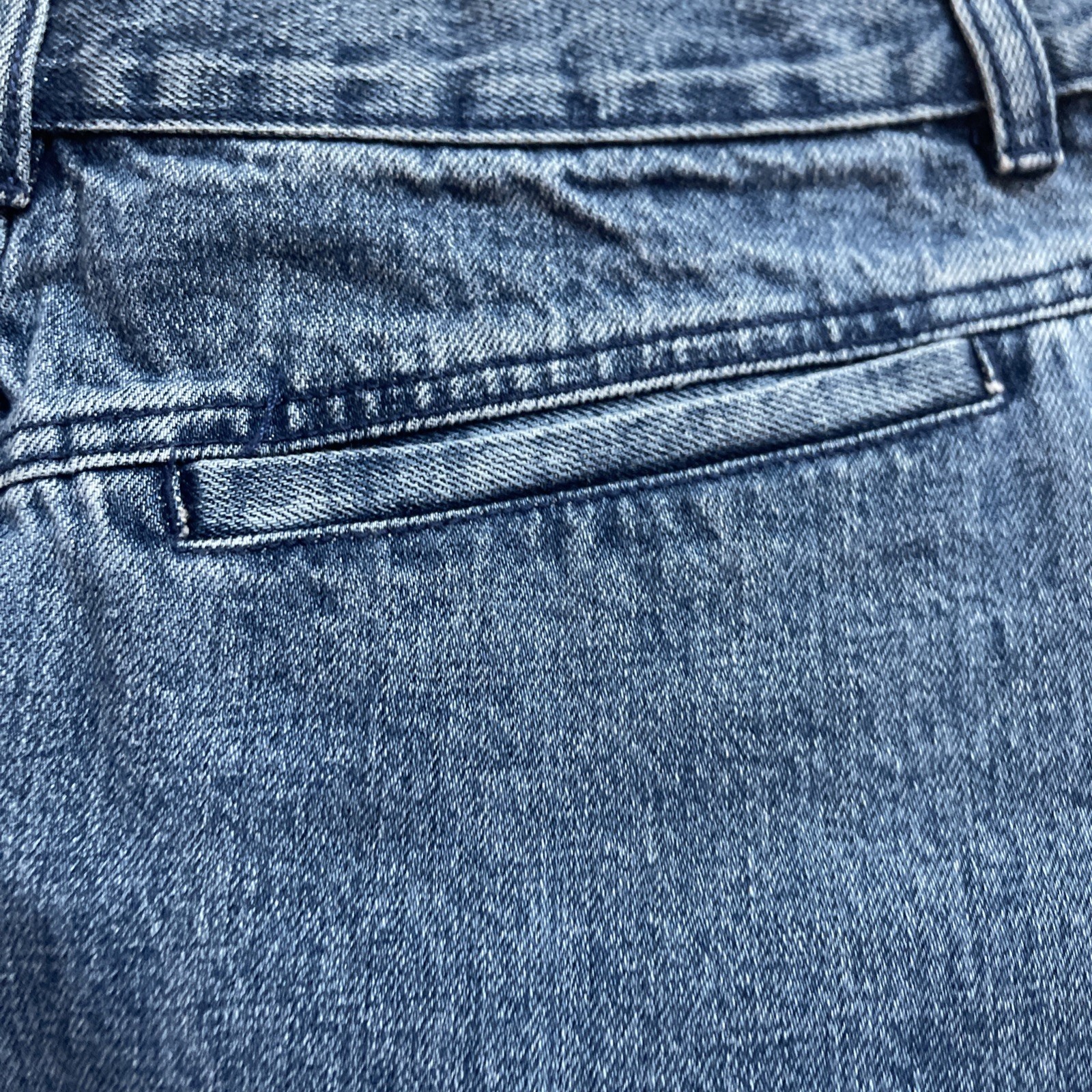 Vintage Woolrich Denim Blue Jean Skirt Women’s Size 11/12 Zipper Pocket
