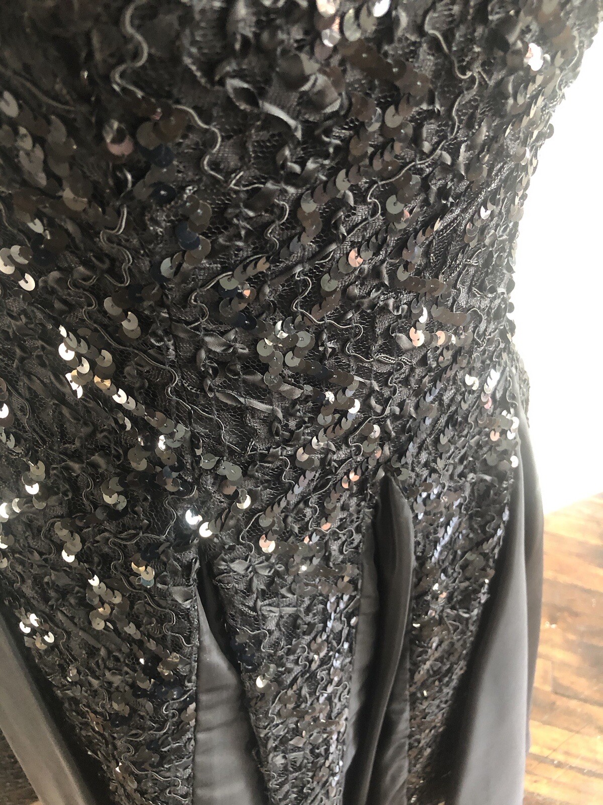 Elegant 1980’s Black Sequin & Ribbon Strapless Dress, XS/S