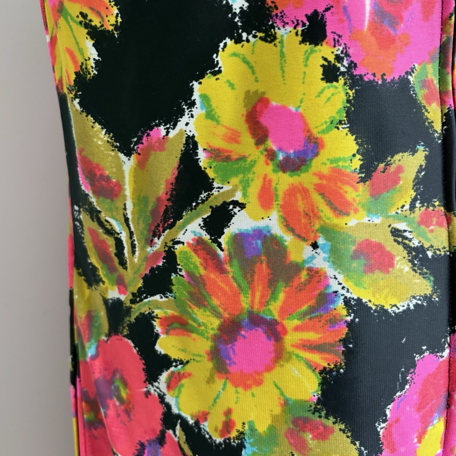 Vintage Mod 1960’s Neon Pink Day Glo Roses & Floral on Black Shift Dress XS/S