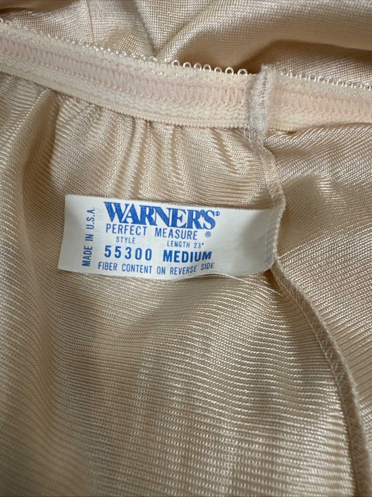 Vintage Warners Perfect Measure Slip 55300 Medium 23” Length. Beige W/ Lace Trim