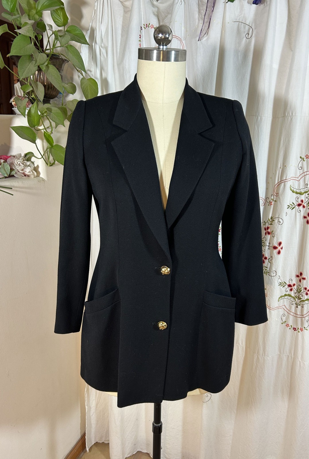 Vtg Salvatore Ferragamo Womens Black Wool Blend Blazer Jacket Gold Buttons L/XL