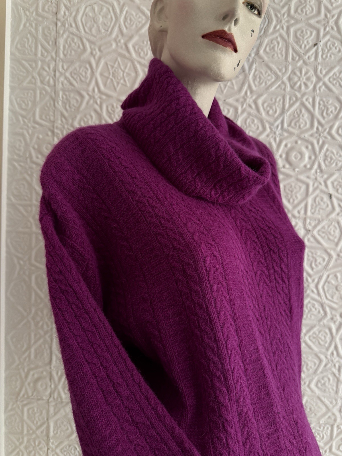 vintage sweater 1980s lambswool angora cable knit turtleneck pink M oversized