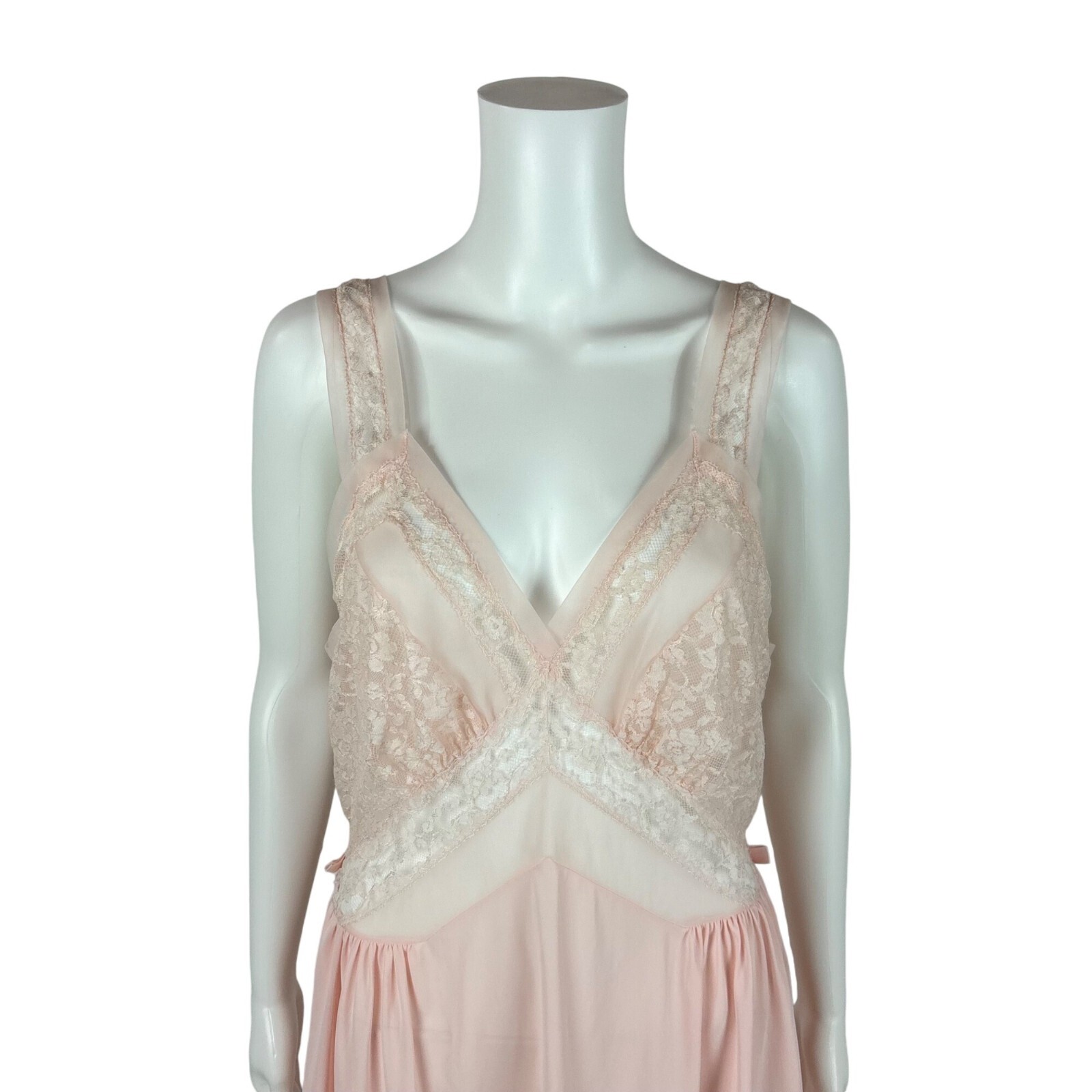 Vintage 40s Pink Nightie Women’s Medium Lace Bodice Dressing Night Gown Luxite