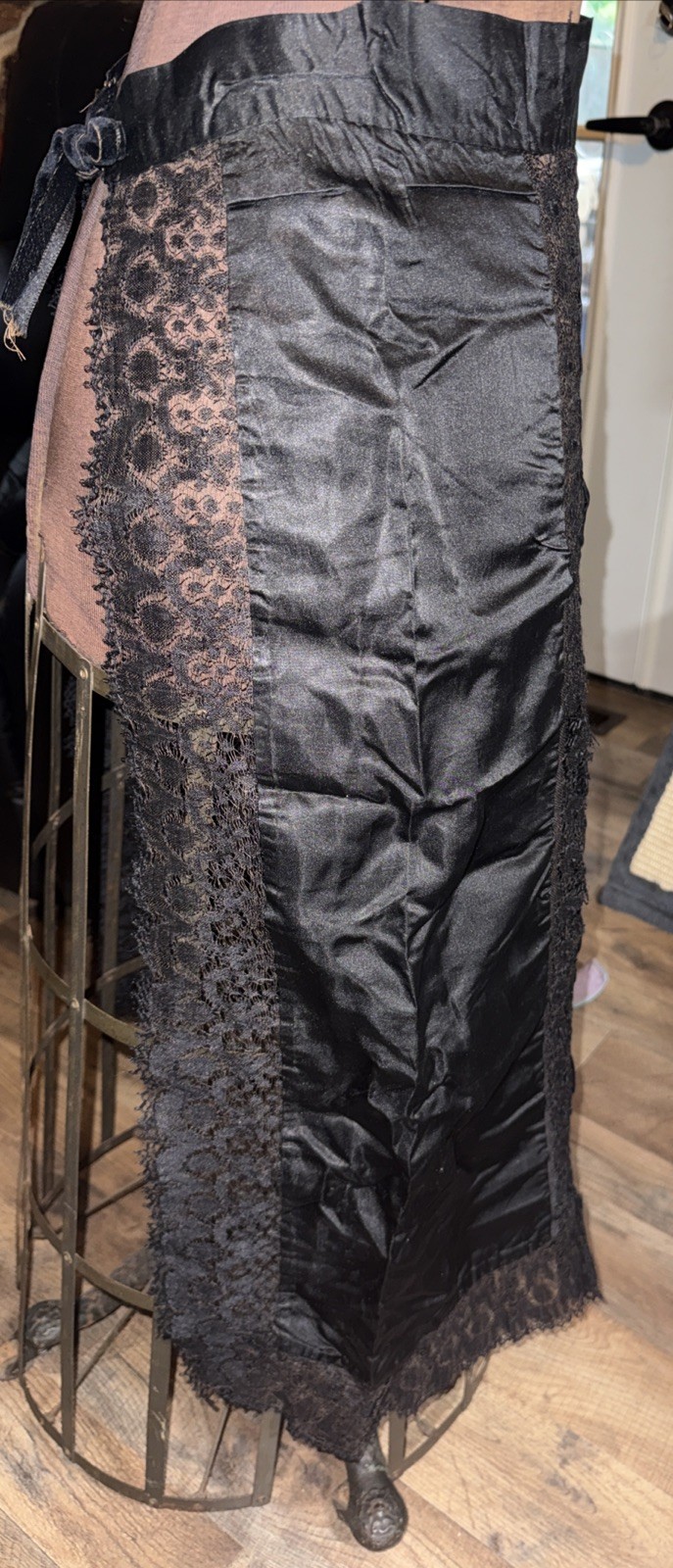 Antique Victorian Edwardian Black Satin And Lace Mourning Apron