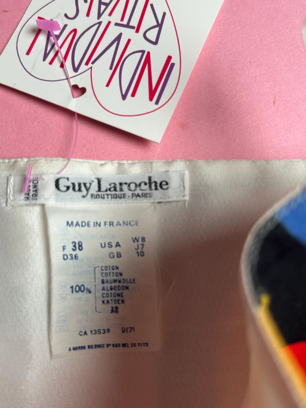 1980s GUY LAROCHE ENSEMBLE. Abstract Floral Print Two Piece Set. Extra Small