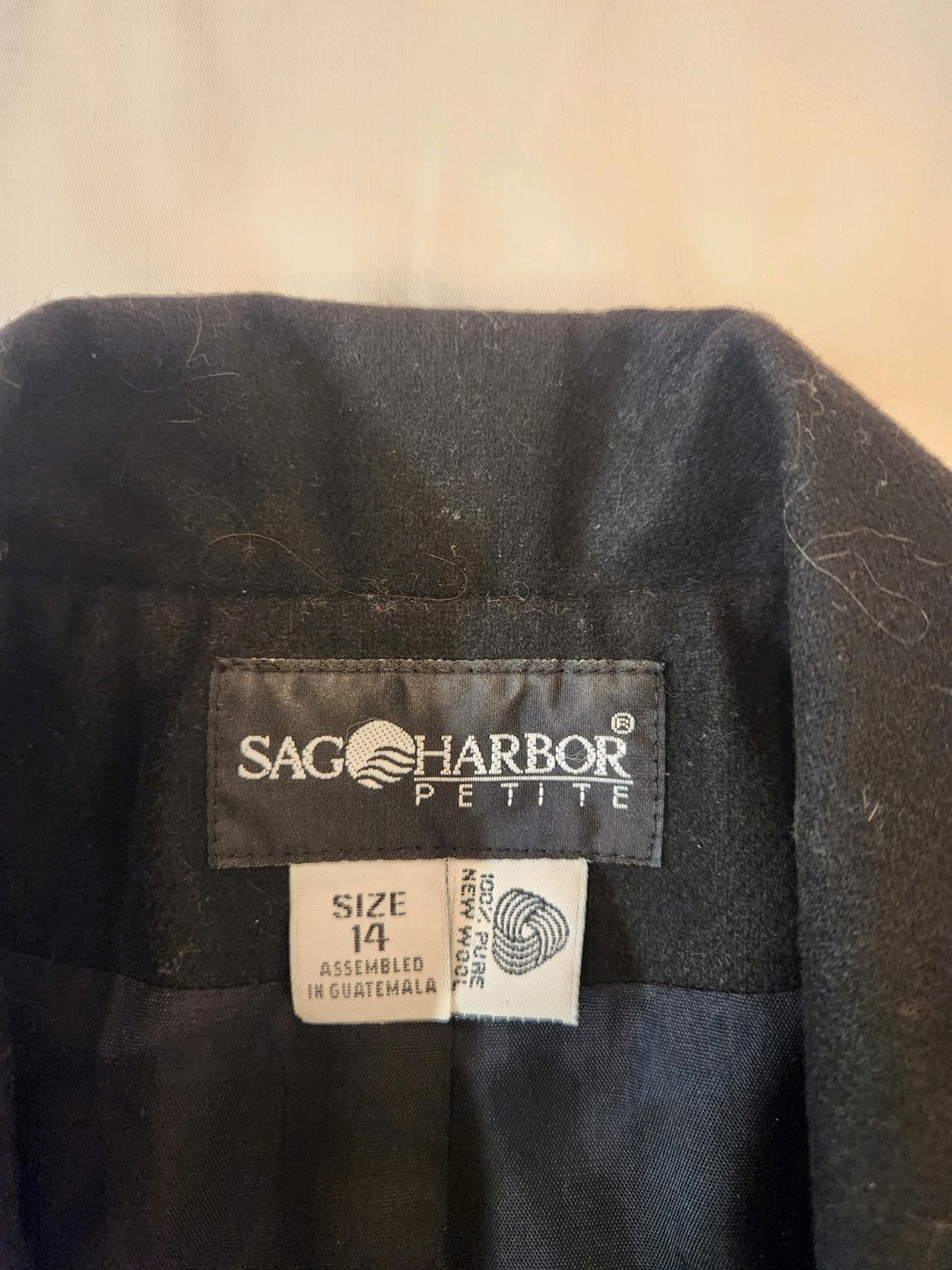 Vintage Sag Harbor Women’s Black 100% Pure New Wool Zip Up Blazer Size 14P