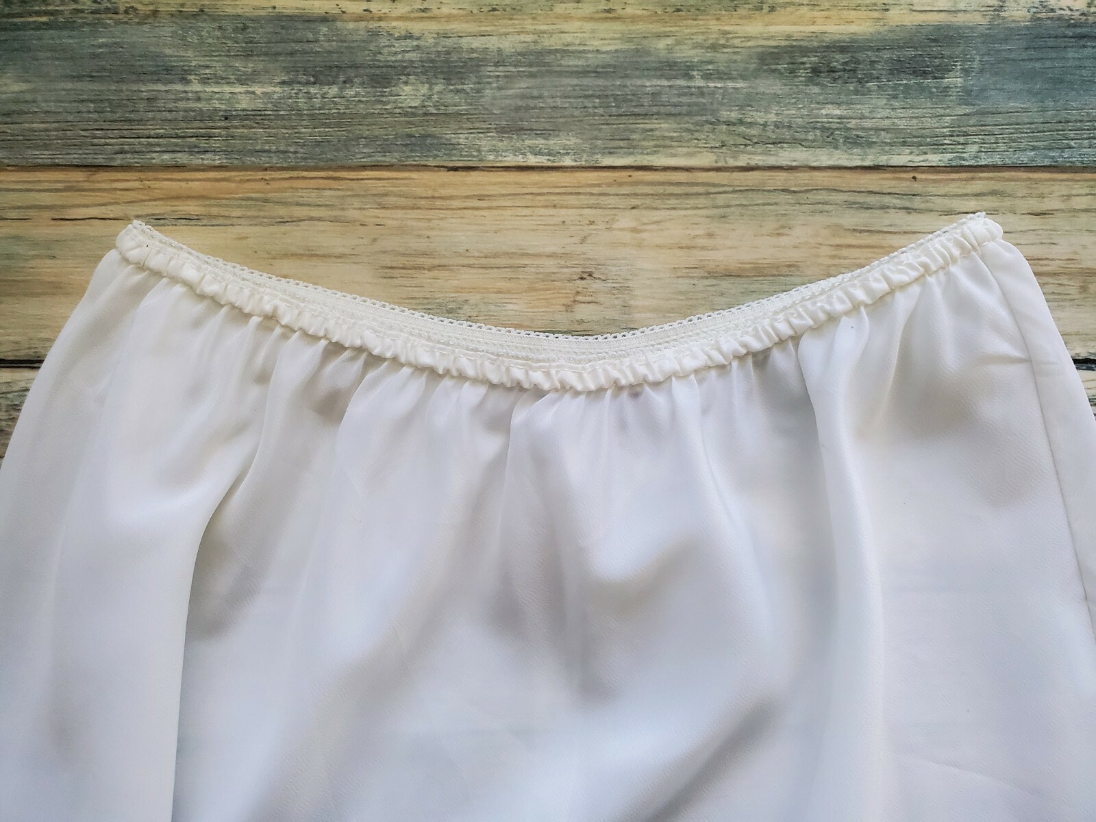 YOUNG TRADITIONS LACE NYLON HALF SLIP SZ M MEDIUM 27.5″ WHITE EUC