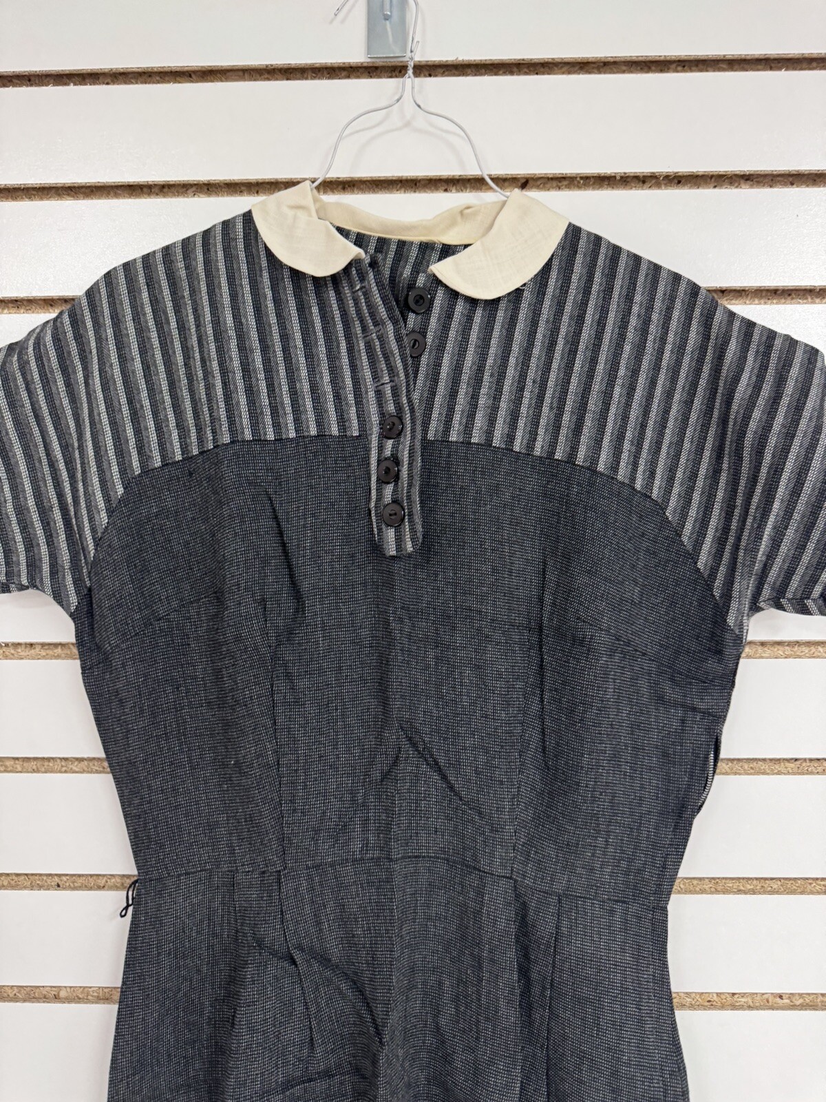 Vintage 1950s Day Dress Blue Quarter Button White Collar Zipper Side W 26″ BL