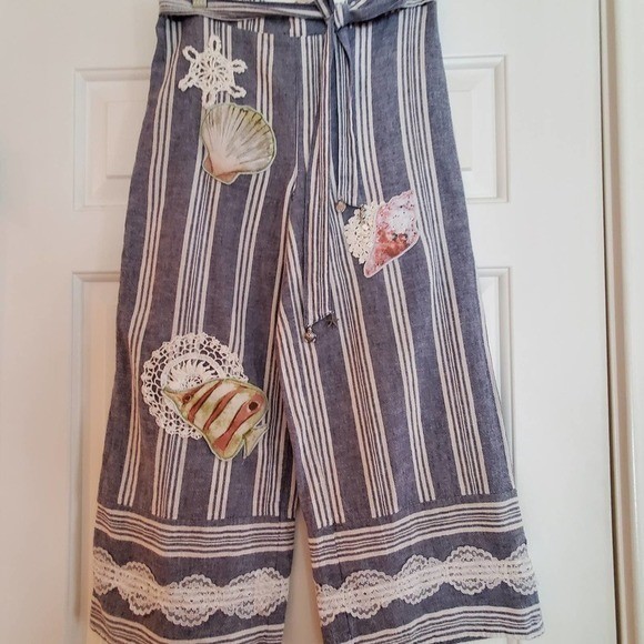 Upcycled Refashioned Boho Beach Themed Cotton Linen Capris Sz Small