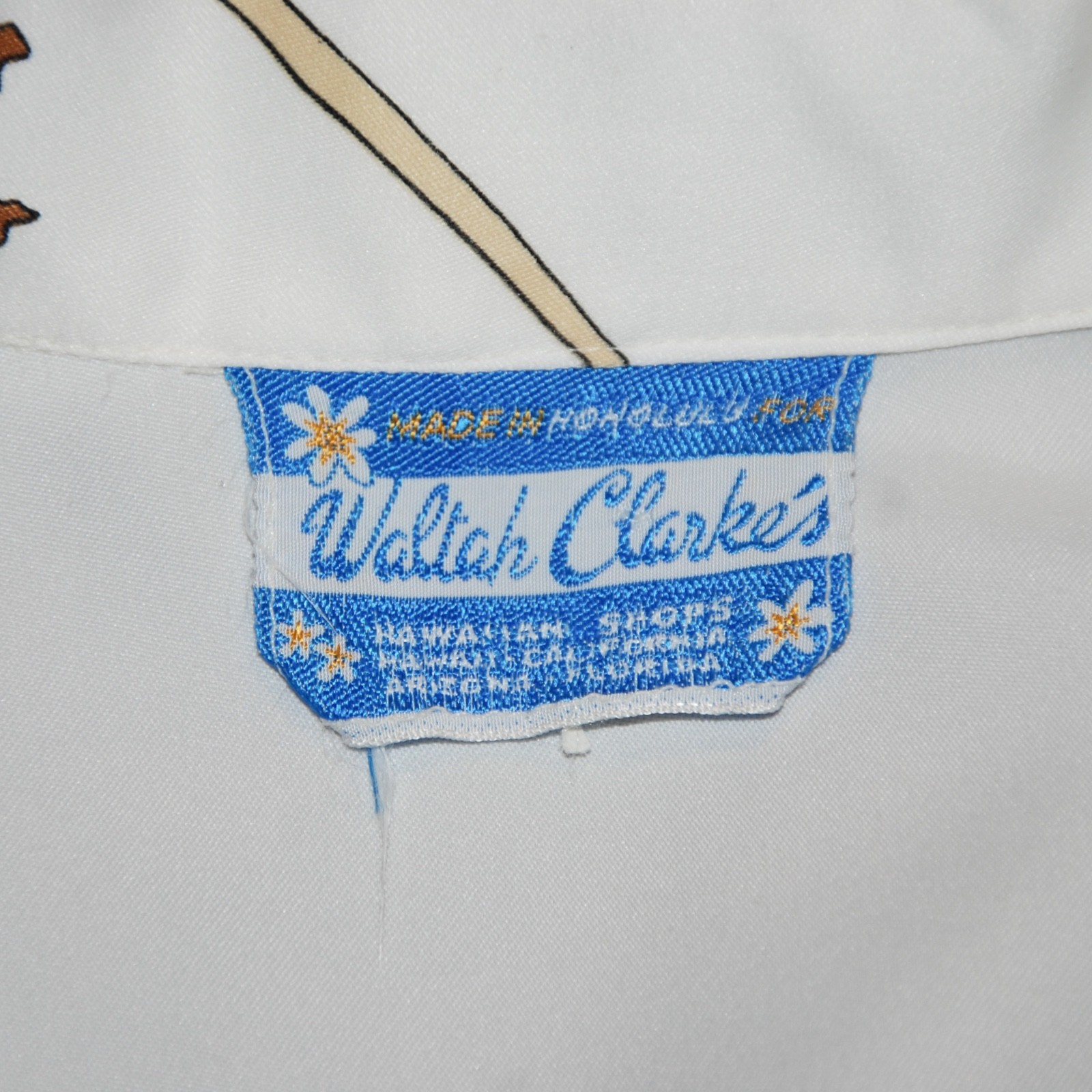 Vtg Waltah Clarke’s Women’s 40″ L-XL Polyester Button Front Hawaiian Blouse Top