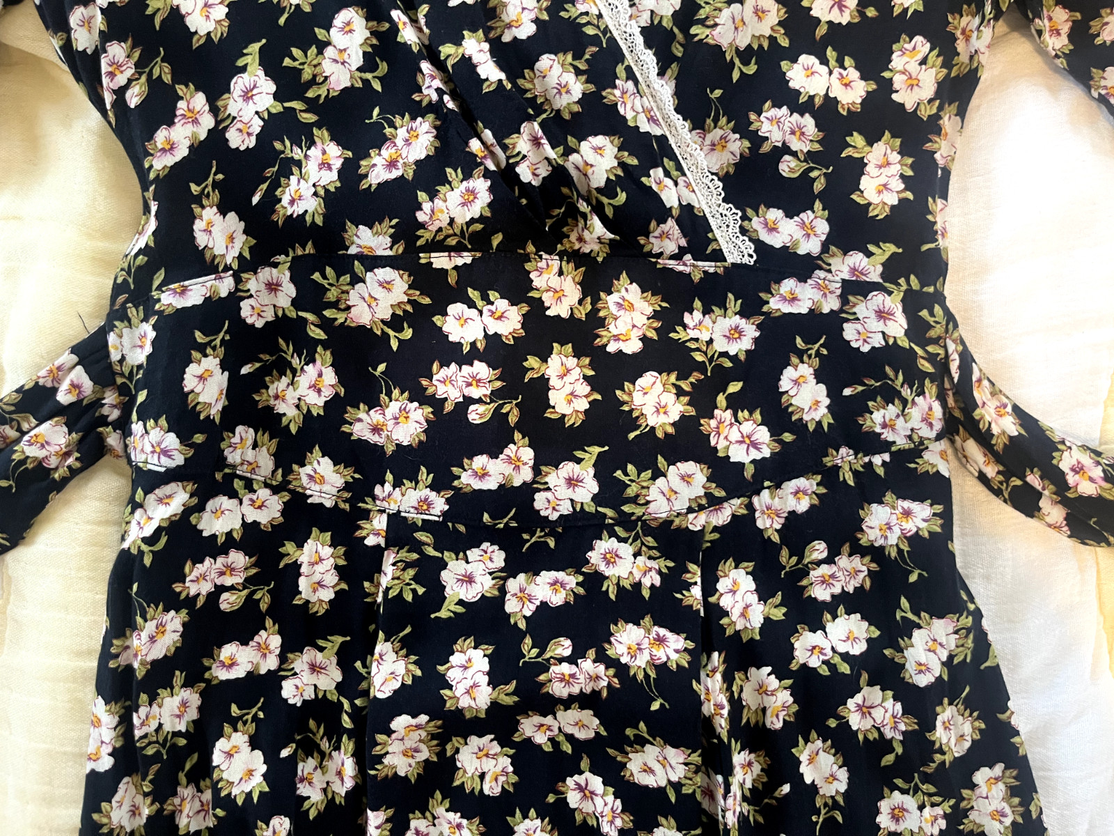 Doen Style Vintage Sarah Richards Rayon Black Floral Maxi Dress (tagged Sz 7)