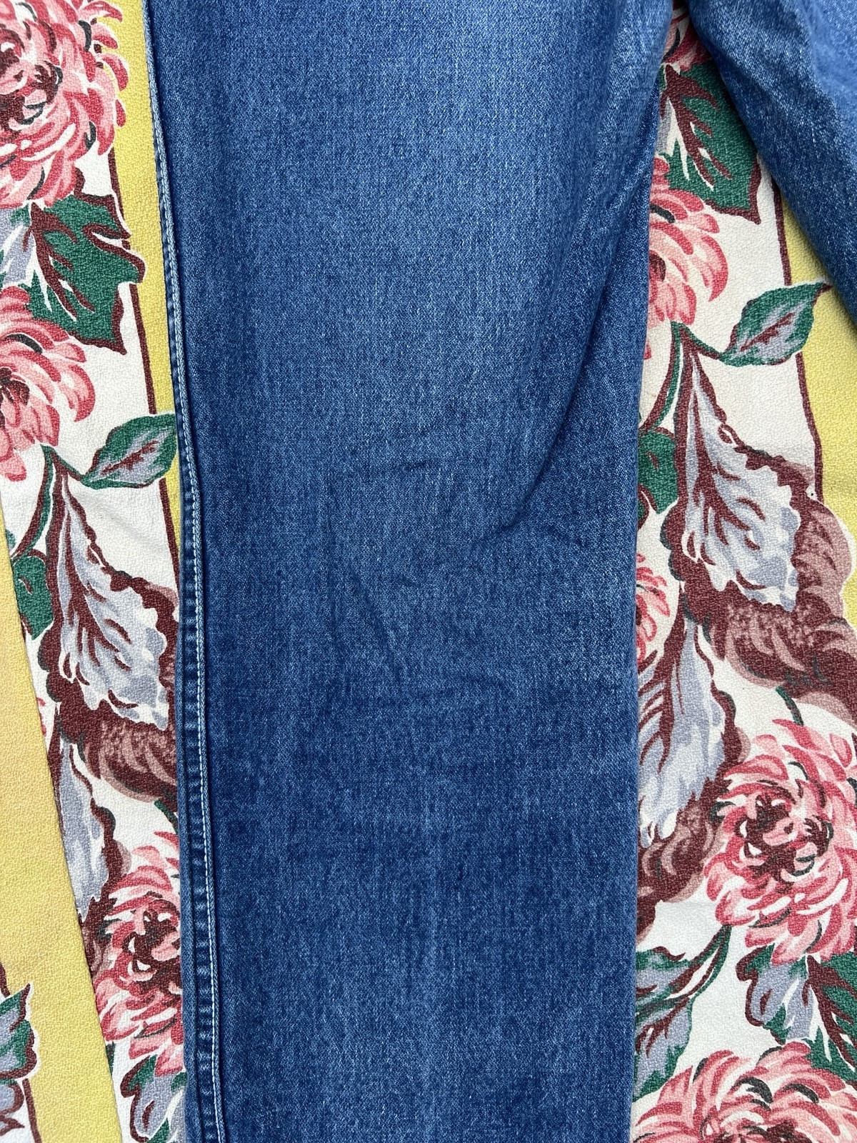 Vintage 80s Sergio Valente Jeans Indigo Dark Wash Straight Leg High Rise Fitted