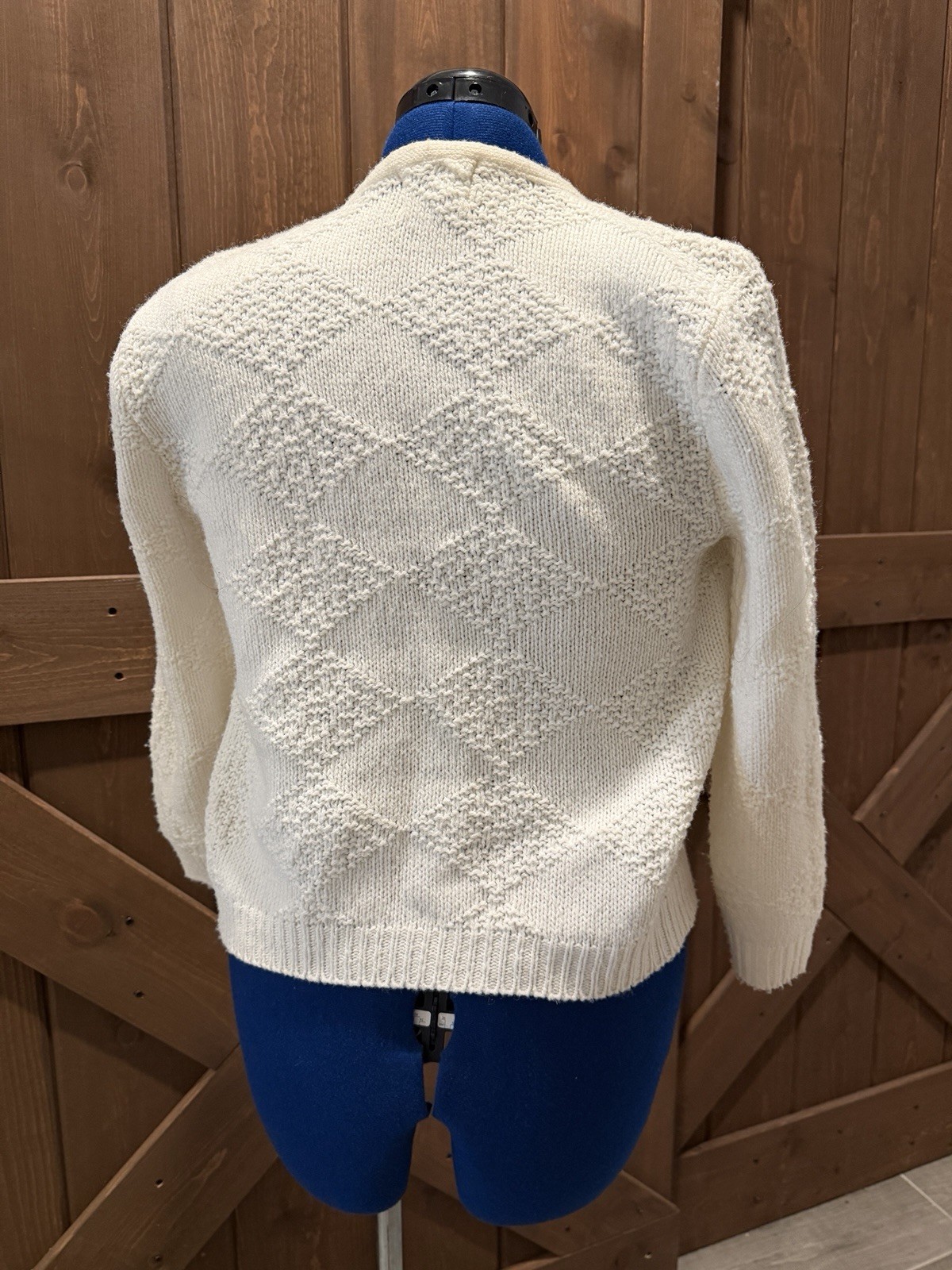 Vtg Union Made Women’s Sayelle Cream Button-Front Cardigan Sweater Size Small