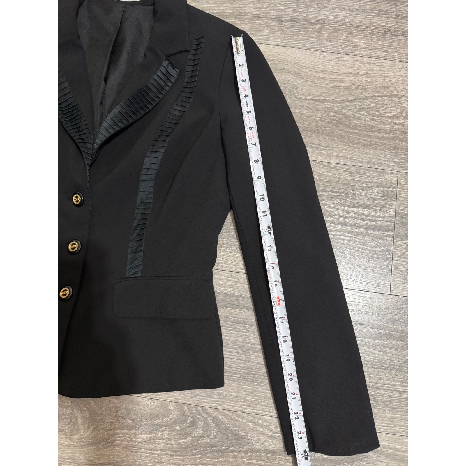 Vintage Cache Womens Black Blazer Size 10 Silk Pleated Trim Gold Button Tailored