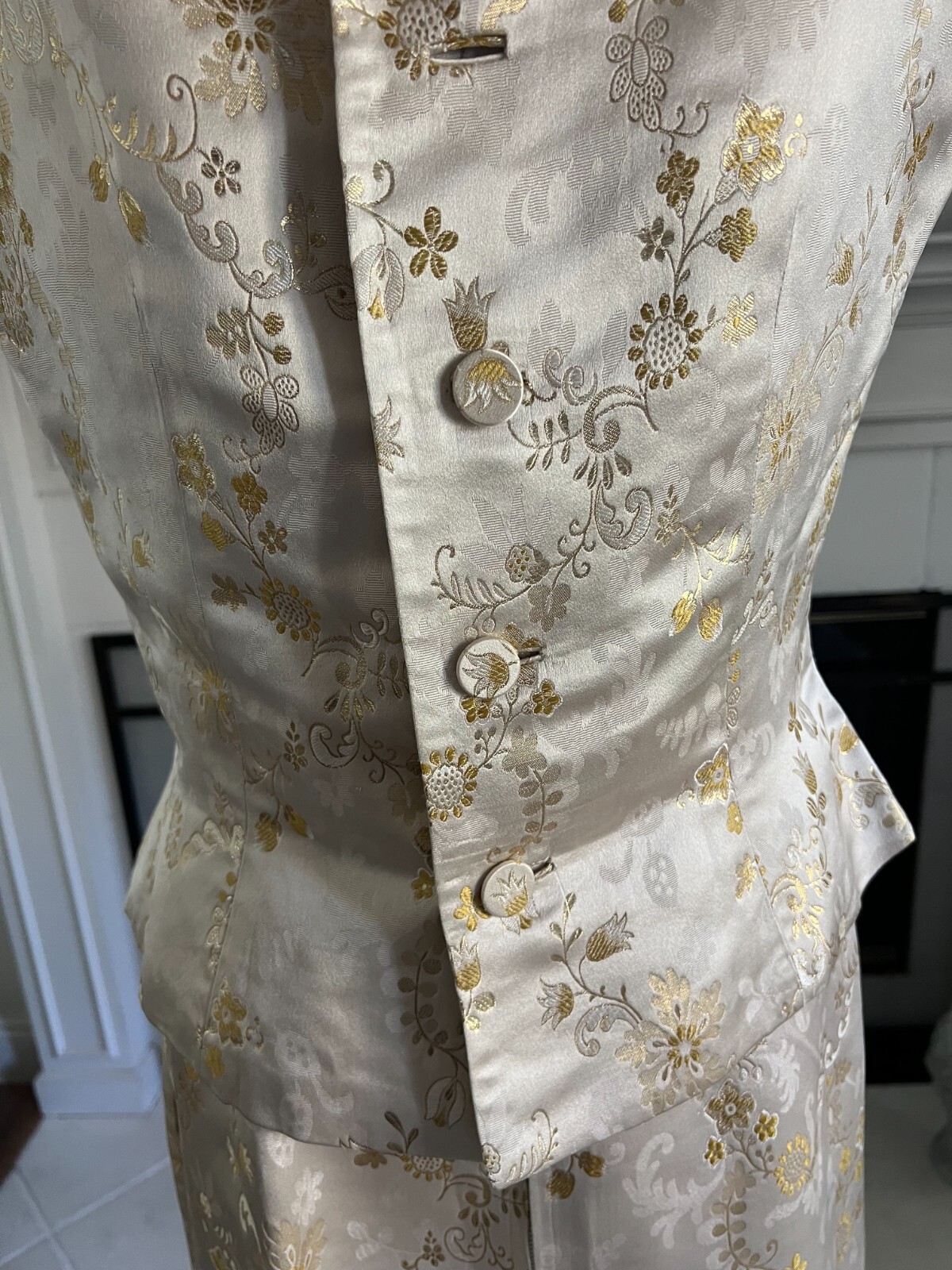 VTG Gold Metallic 2 Piece Satin Floral Brocade 60’s Evening Skirt and Top Sz M